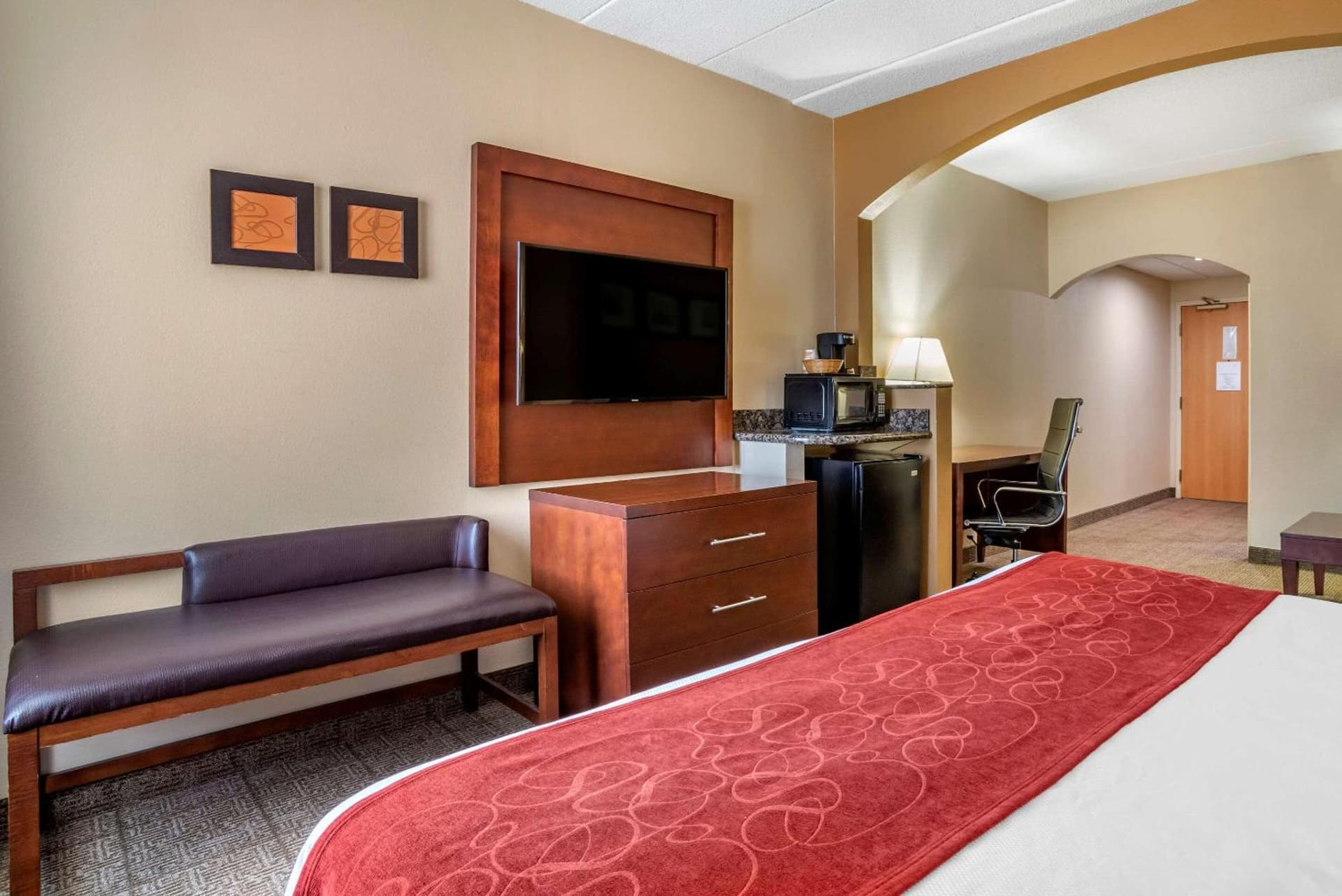 Comfort Suites Hagerstown Southeast gallery photo in Hagerstown, MD — image 28