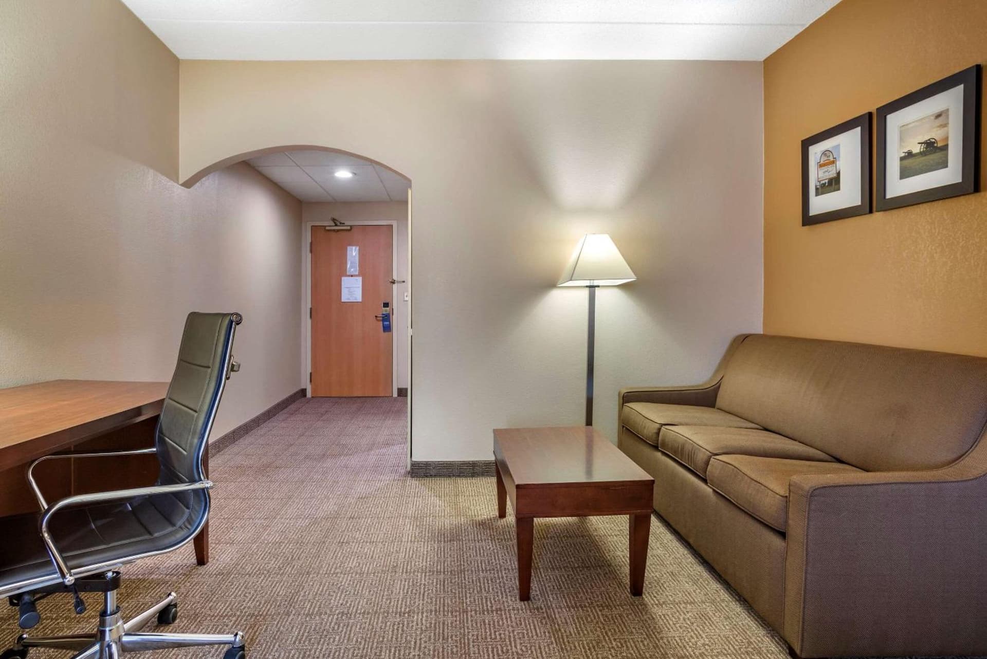 Comfort Suites Hagerstown Southeast gallery photo in Hagerstown, MD — image 14
