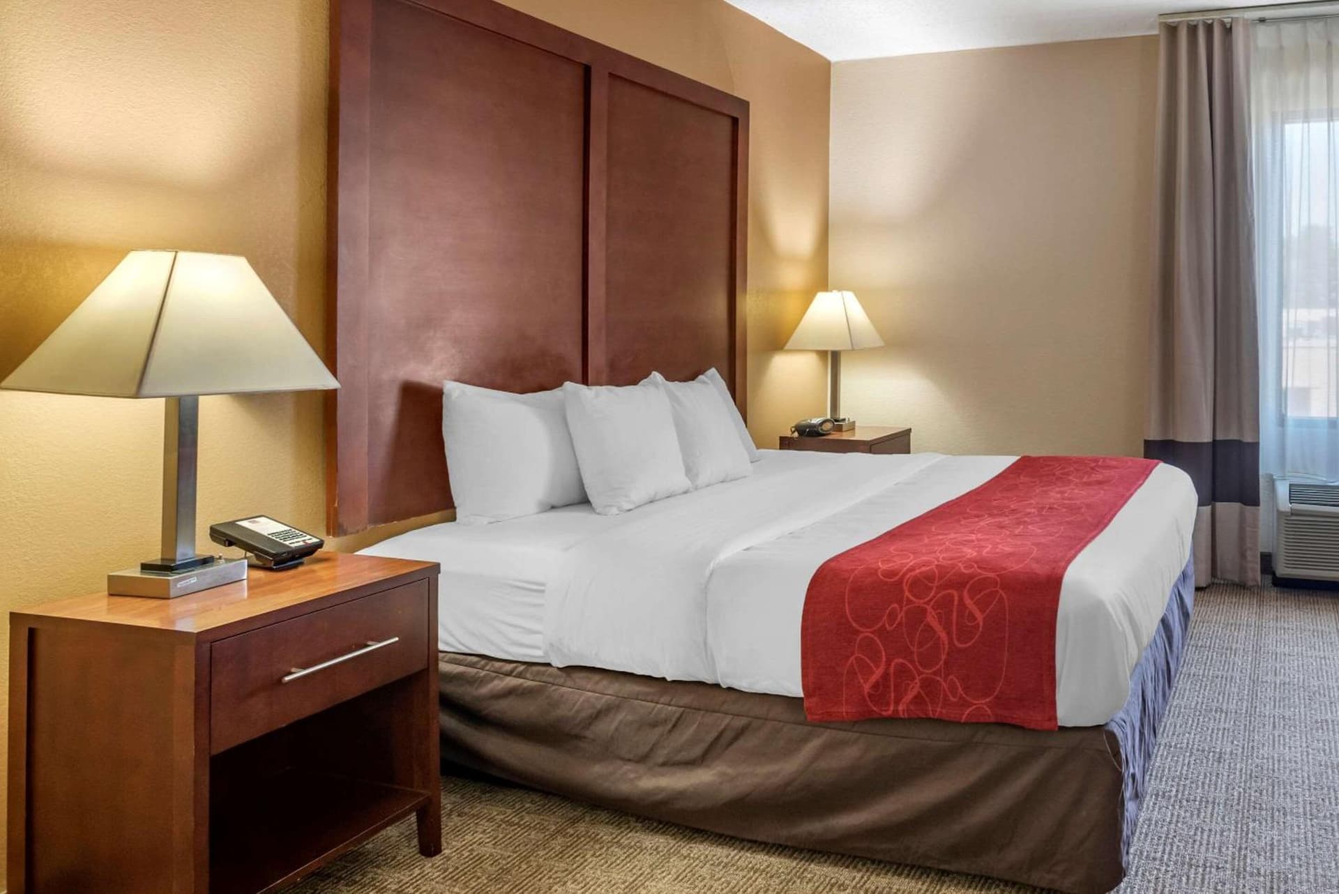 Comfort Suites Hagerstown Southeast gallery photo in Hagerstown, MD — image 24