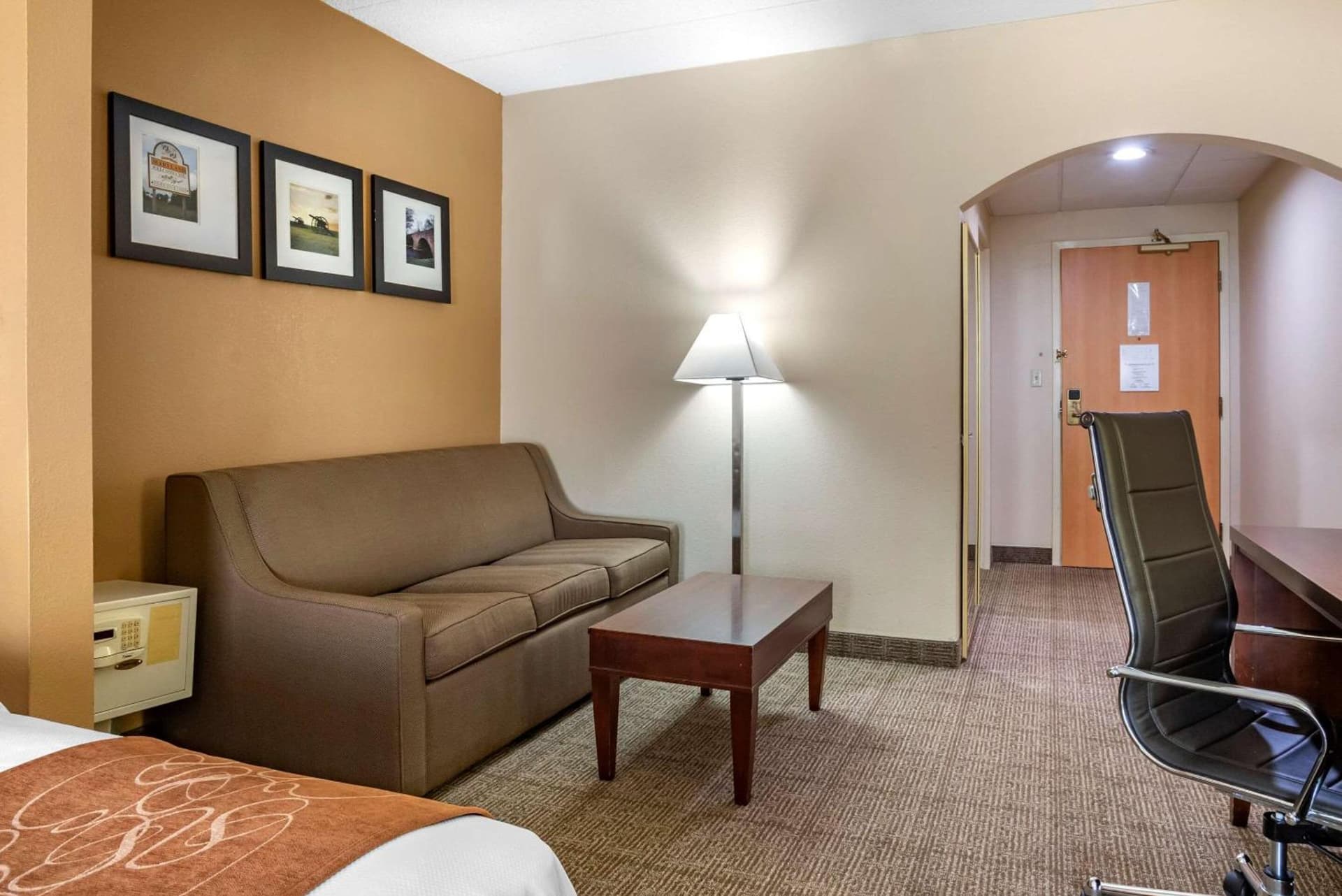 Comfort Suites Hagerstown Southeast gallery photo in Hagerstown, MD — image 20