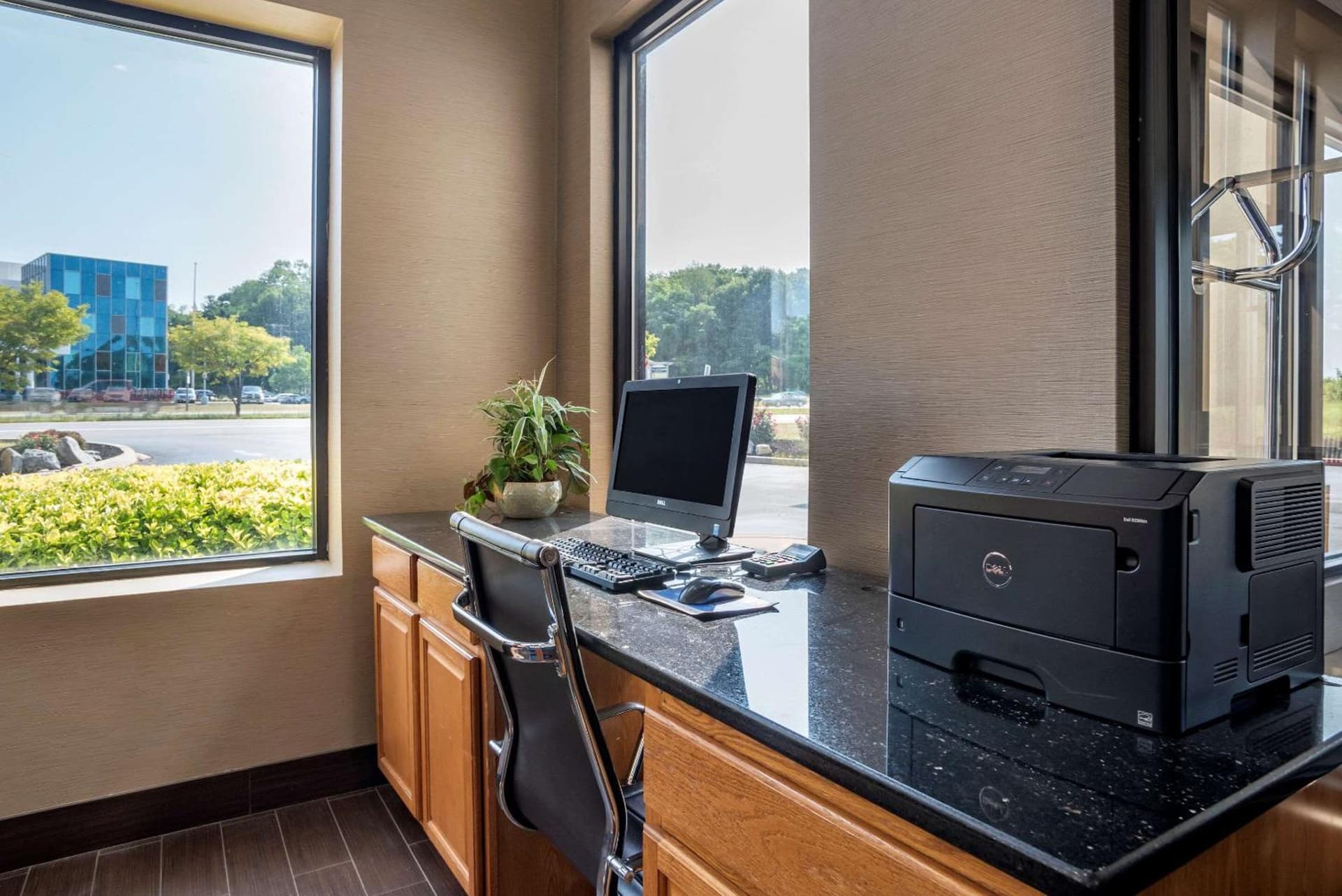 Comfort Suites Hagerstown Southeast gallery photo in Hagerstown, MD — image 19