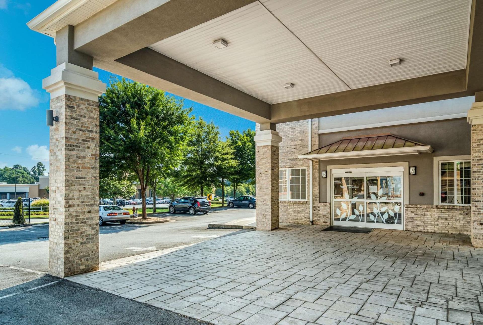 Sleep Inn & Suites At Kennesaw State University interior in Kennesaw, GA — gallery photo 2