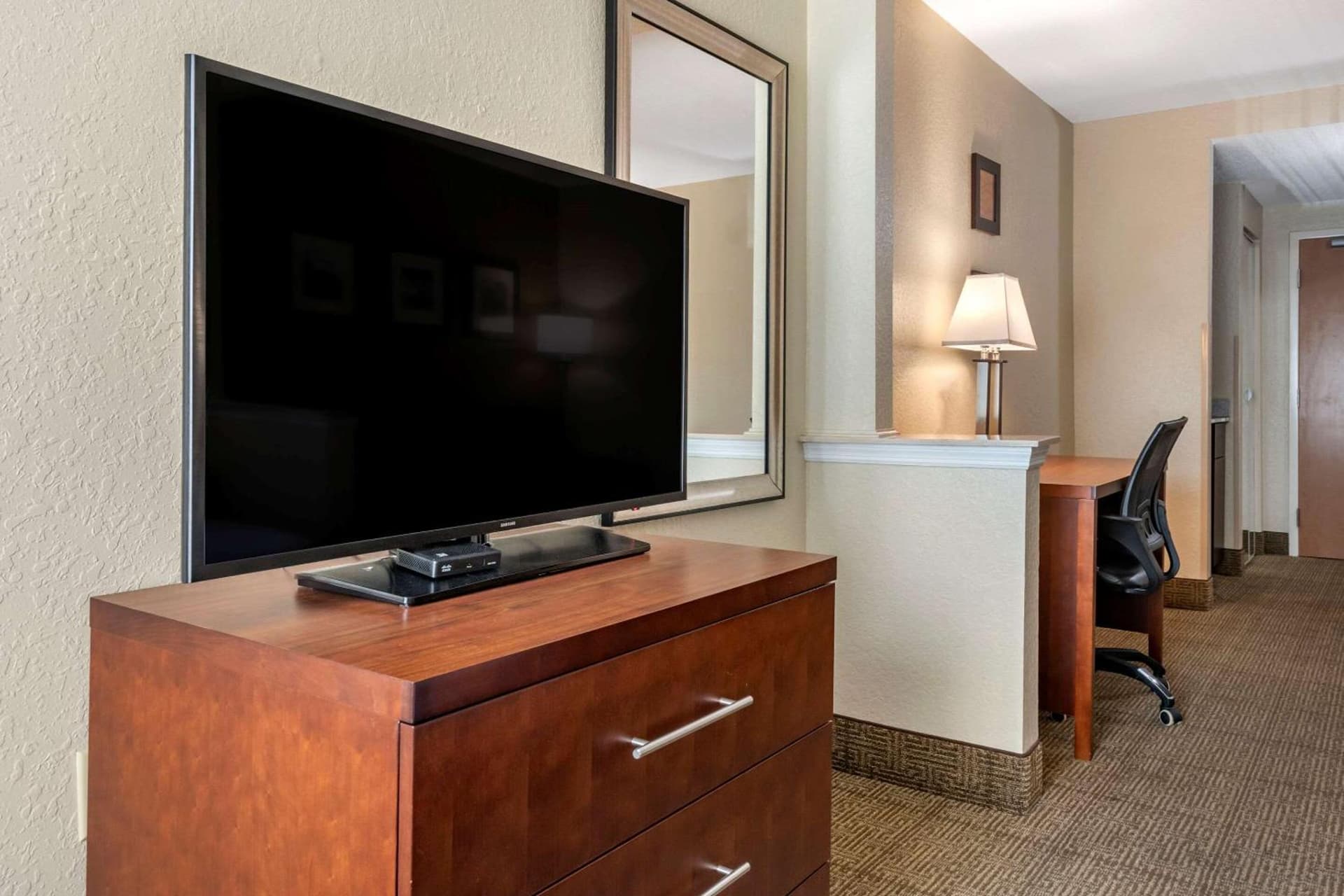 Comfort Inn & Suites DeLand - near University interior in DeLand, FL — gallery photo 2