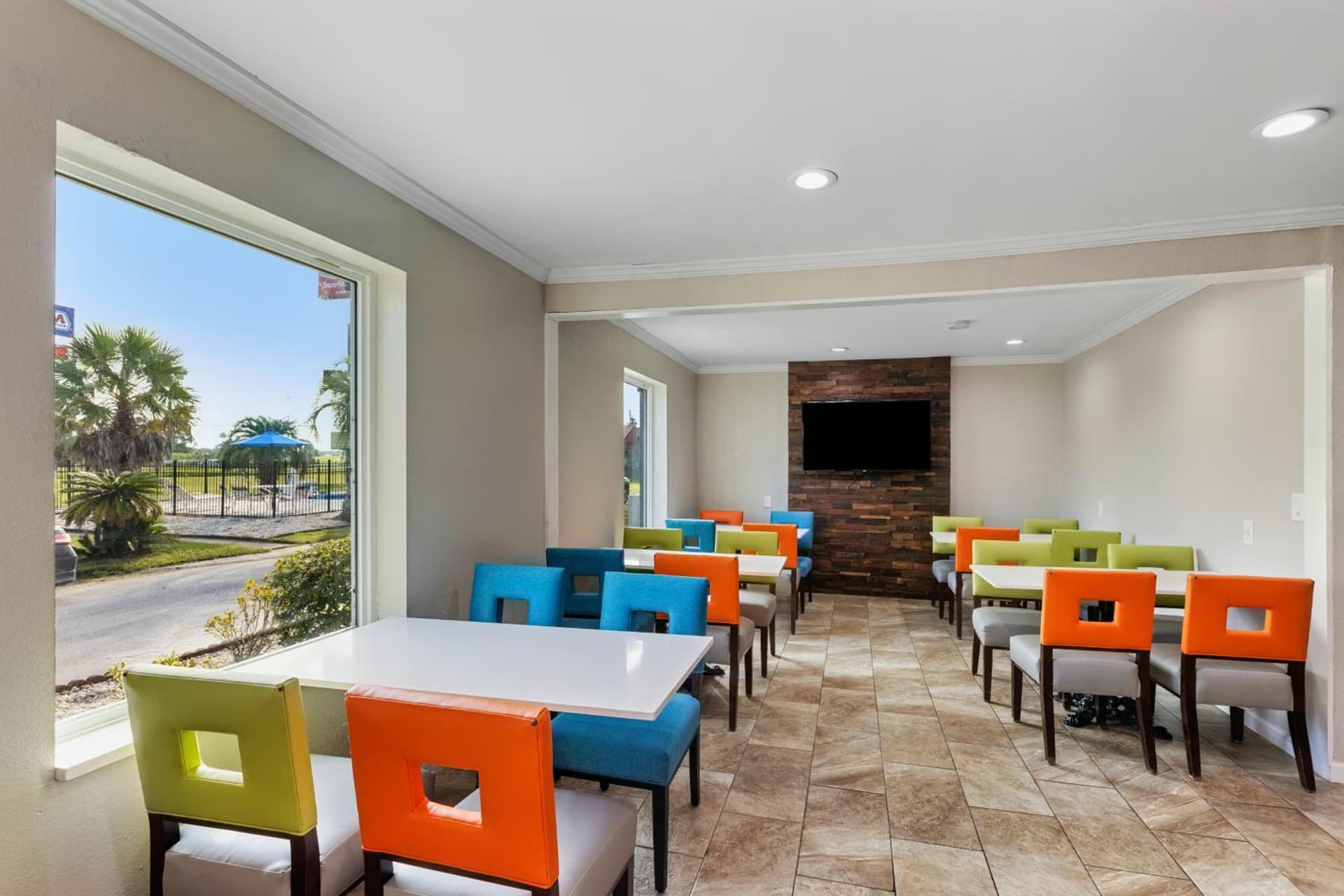 Days Inn by Wyndham Savannah Gateway I-95 gallery photo in Savannah, GA — image 16
