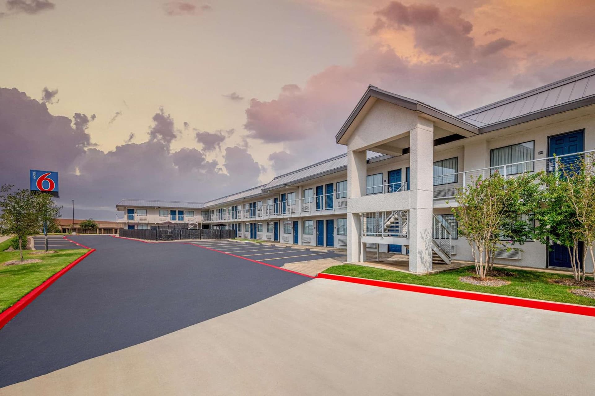 Motel 6-Euless, TX - Dallas — hotel in Euless, Texas