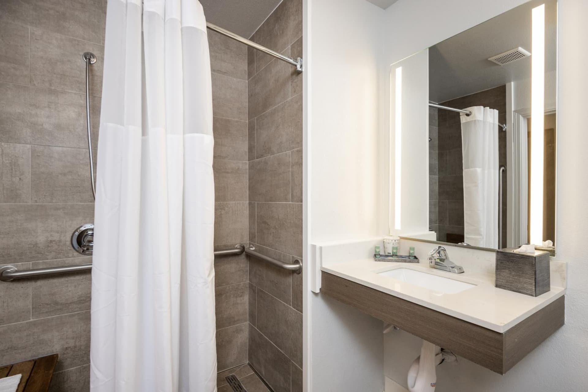Comfort Inn Hayward - Oakland South gallery photo in Hayward, CA — image 13