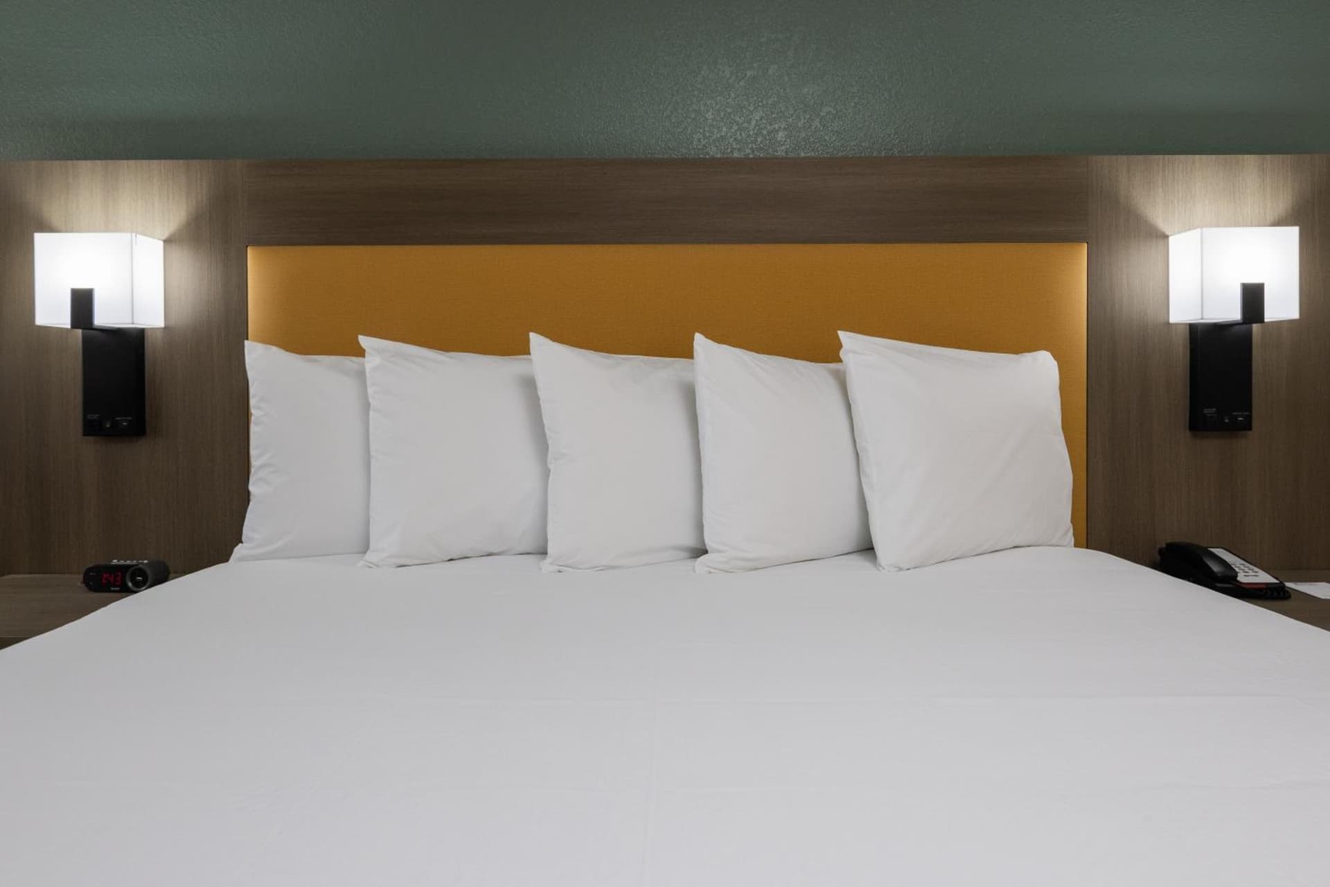 Comfort Inn Hayward - Oakland South gallery photo in Hayward, CA — image 11