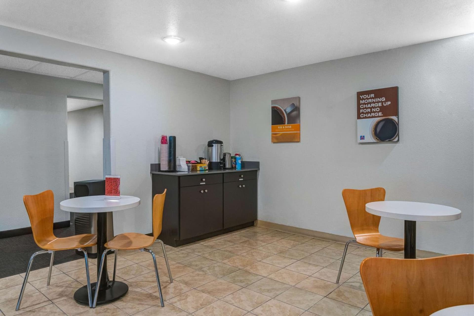 Motel 6-Idaho Falls, ID - Snake River gallery photo in Idaho Falls, ID — image 36