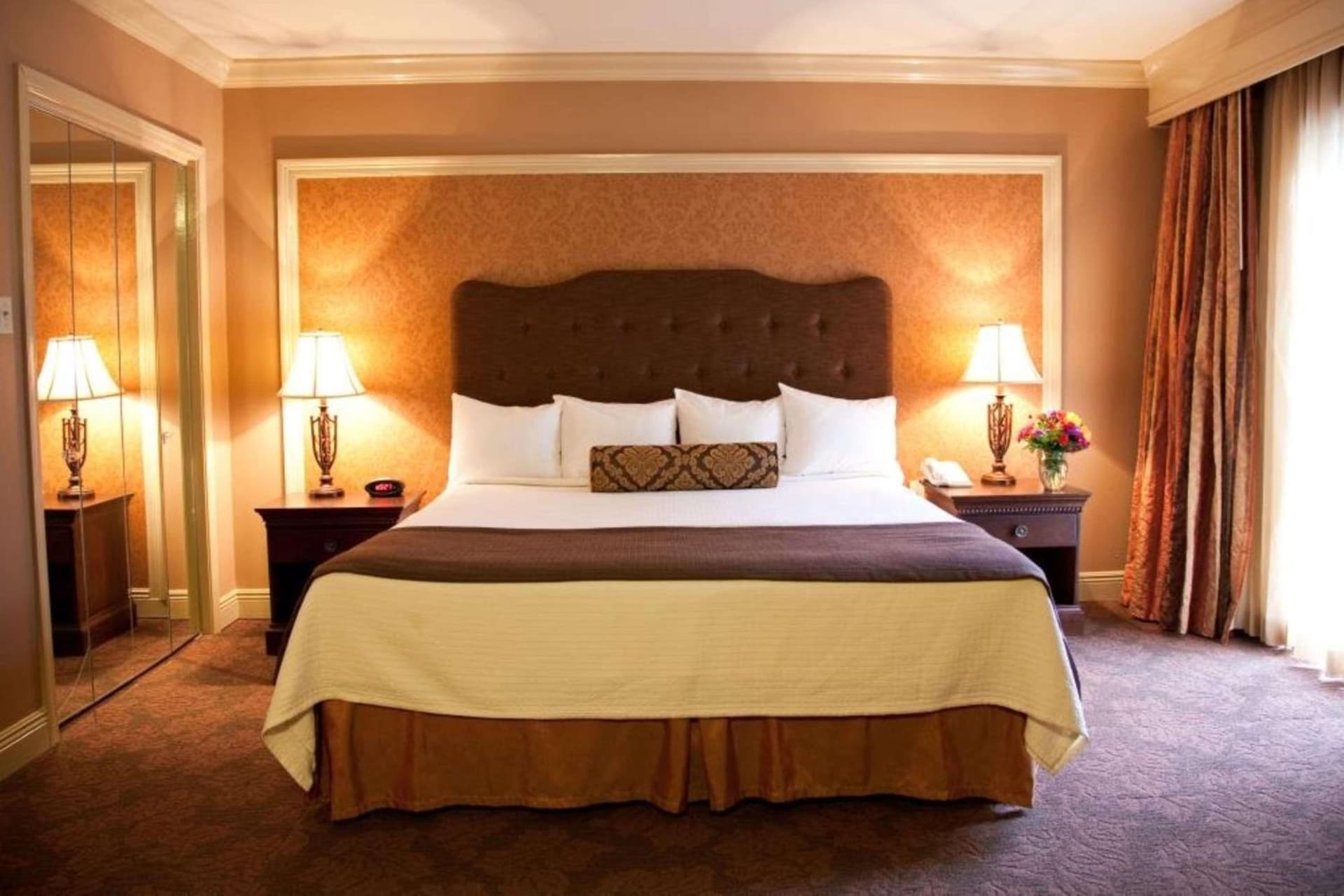 Best Western Plus French Quarter Courtyard Hotel gallery photo in New Orleans, LA — image 10