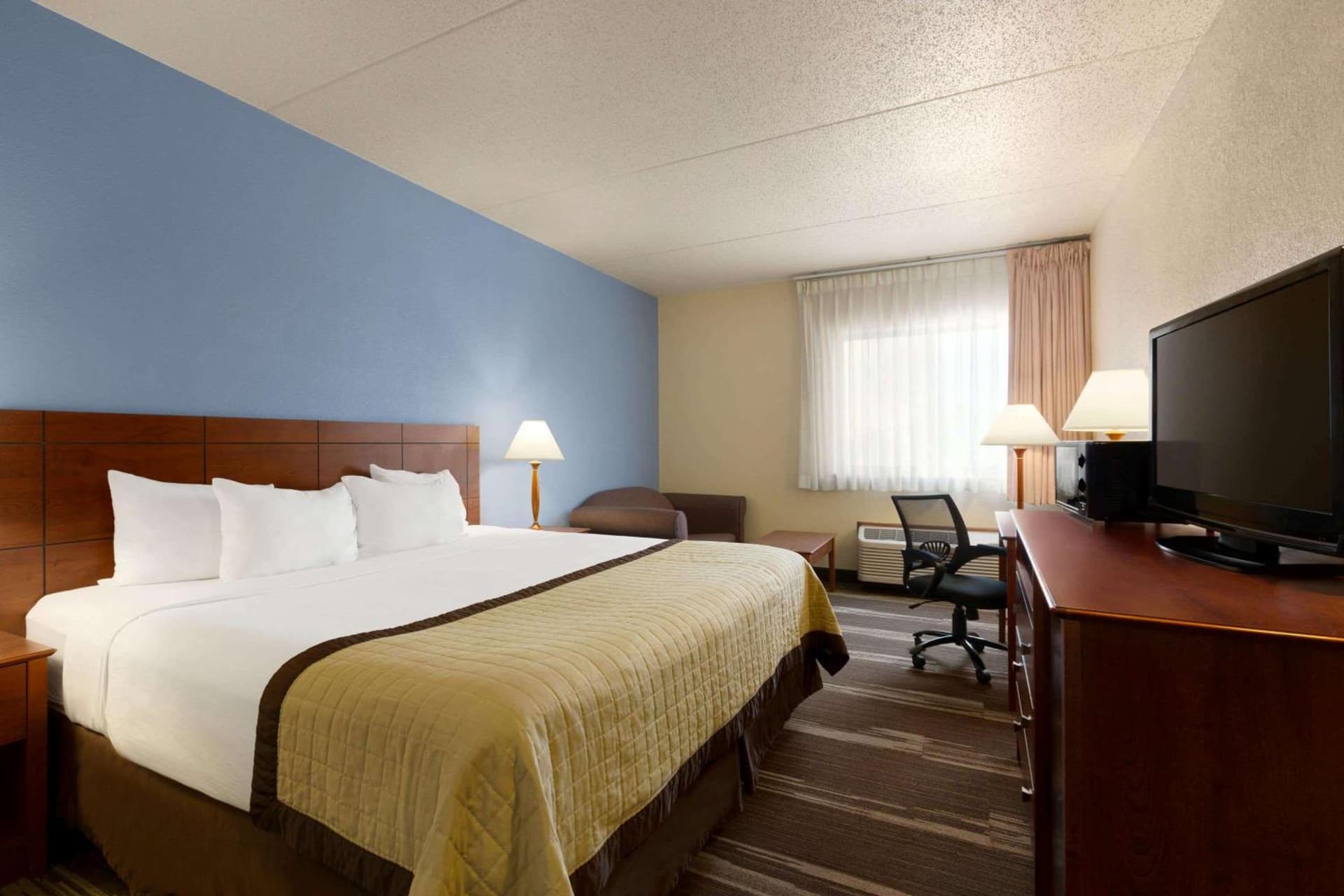 Ramada by Wyndham Fargo gallery photo in Fargo, ND — image 17