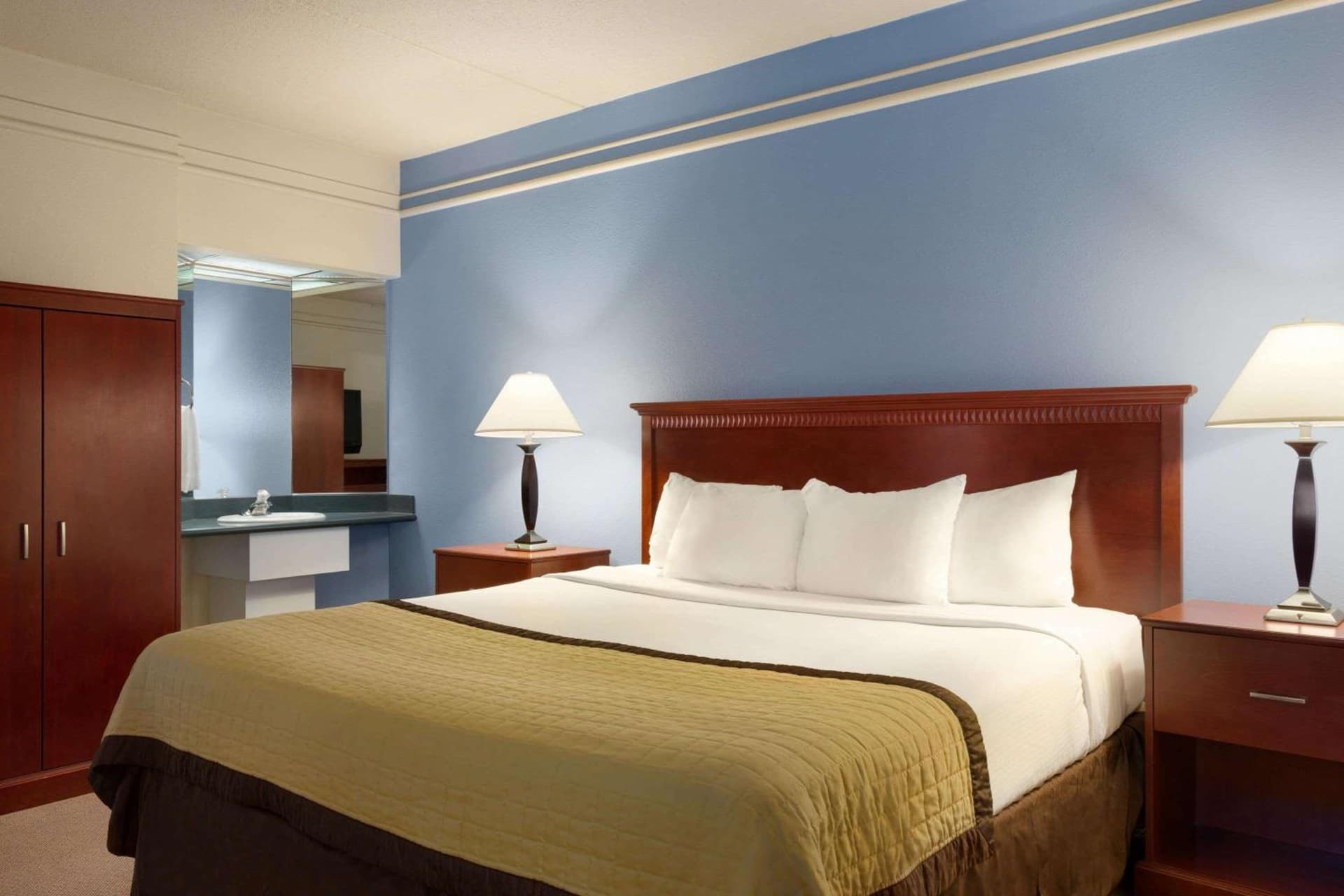 Ramada by Wyndham Fargo gallery photo in Fargo, ND — image 32