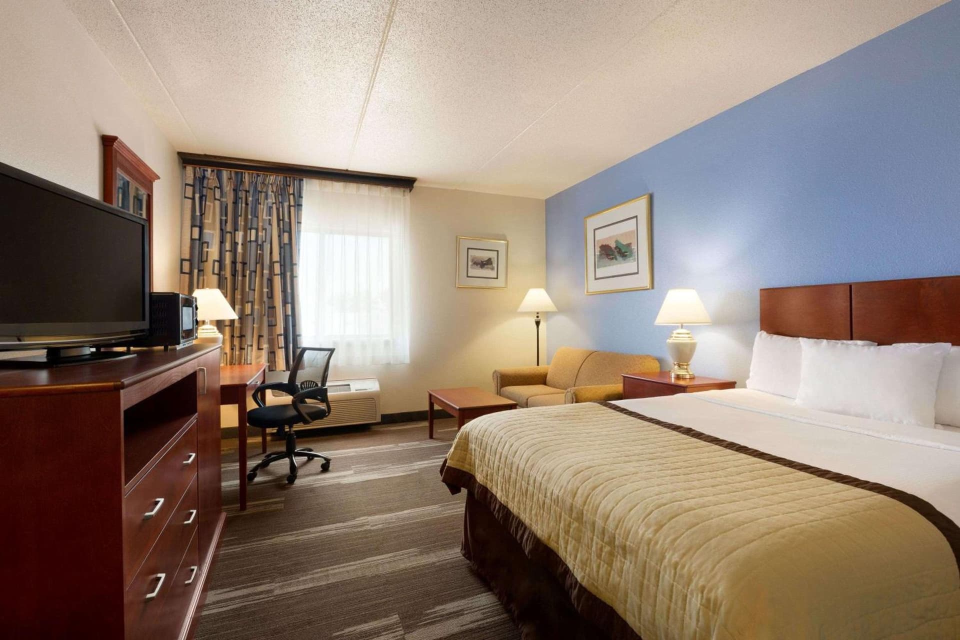Ramada by Wyndham Fargo gallery photo in Fargo, ND — image 33