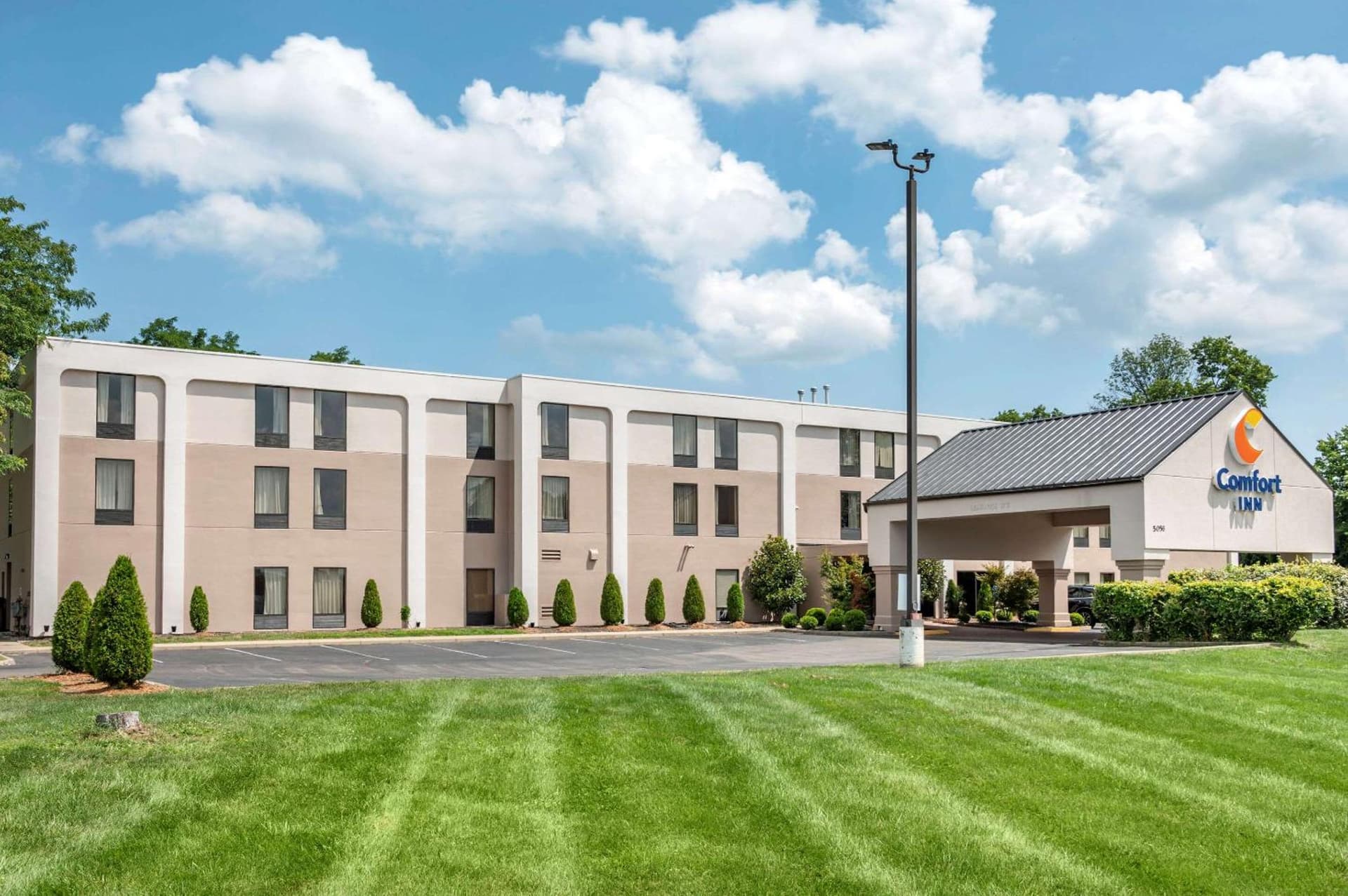 Comfort Inn Oxford - University Area interior in Oxford, OH — gallery photo 2
