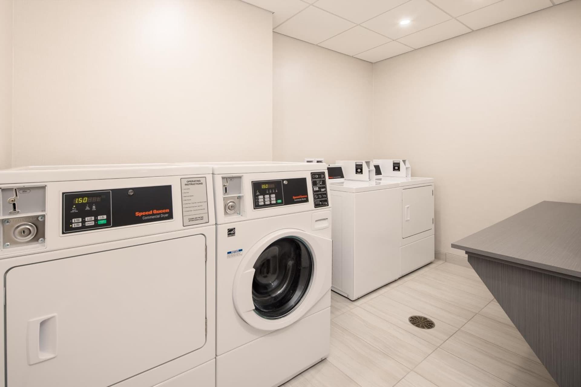 Holiday Inn Express & Suites Ft Myers Beach-Sanibel Gateway by IHG gallery photo in Fort Myers Beach, FL — image 14