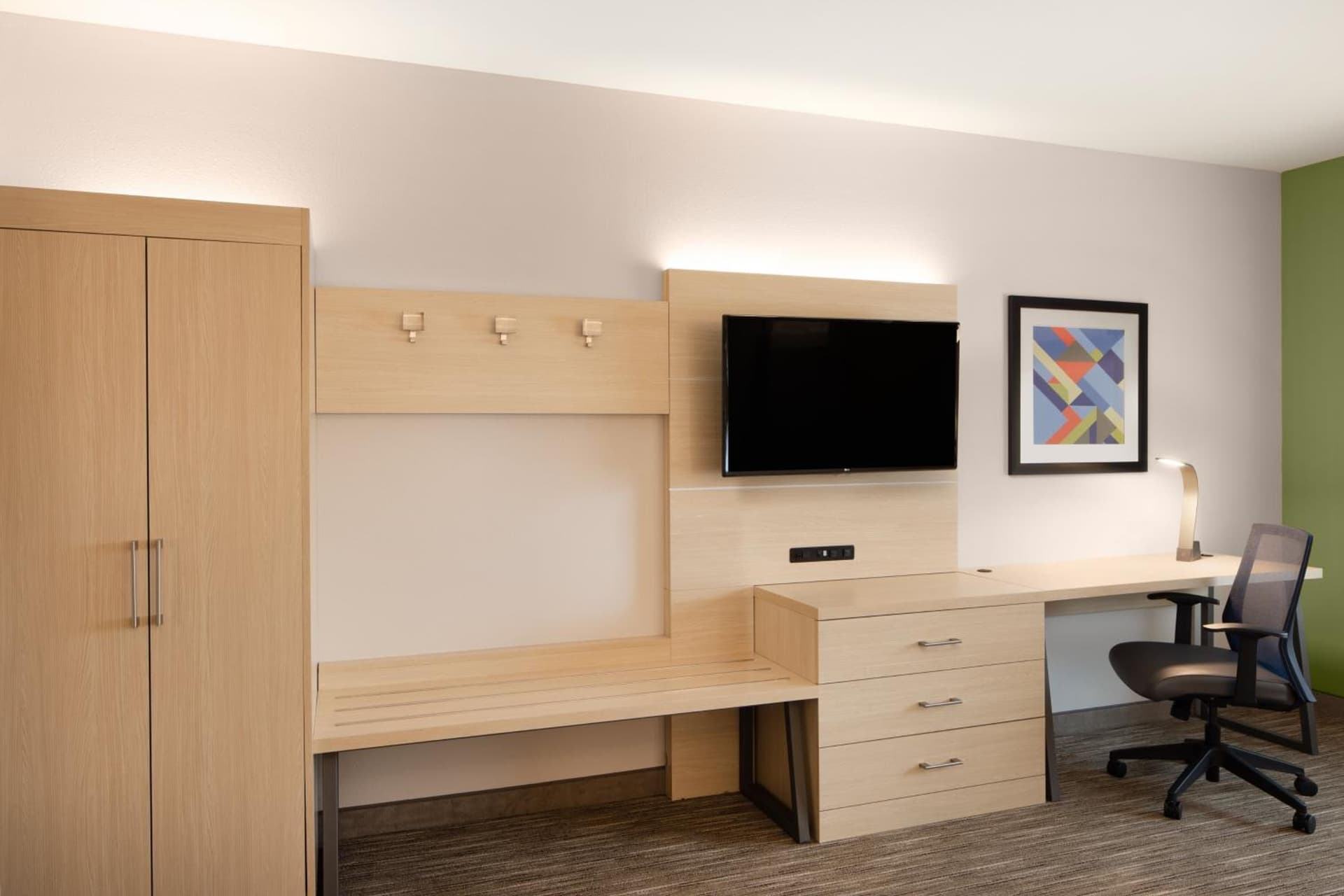 Holiday Inn Express & Suites Ft Myers Beach-Sanibel Gateway by IHG gallery photo in Fort Myers Beach, FL — image 34