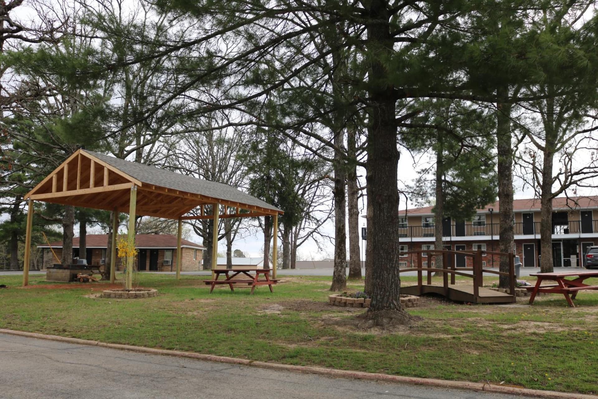 Ranch Motel interior in Salem, MO — gallery photo 2