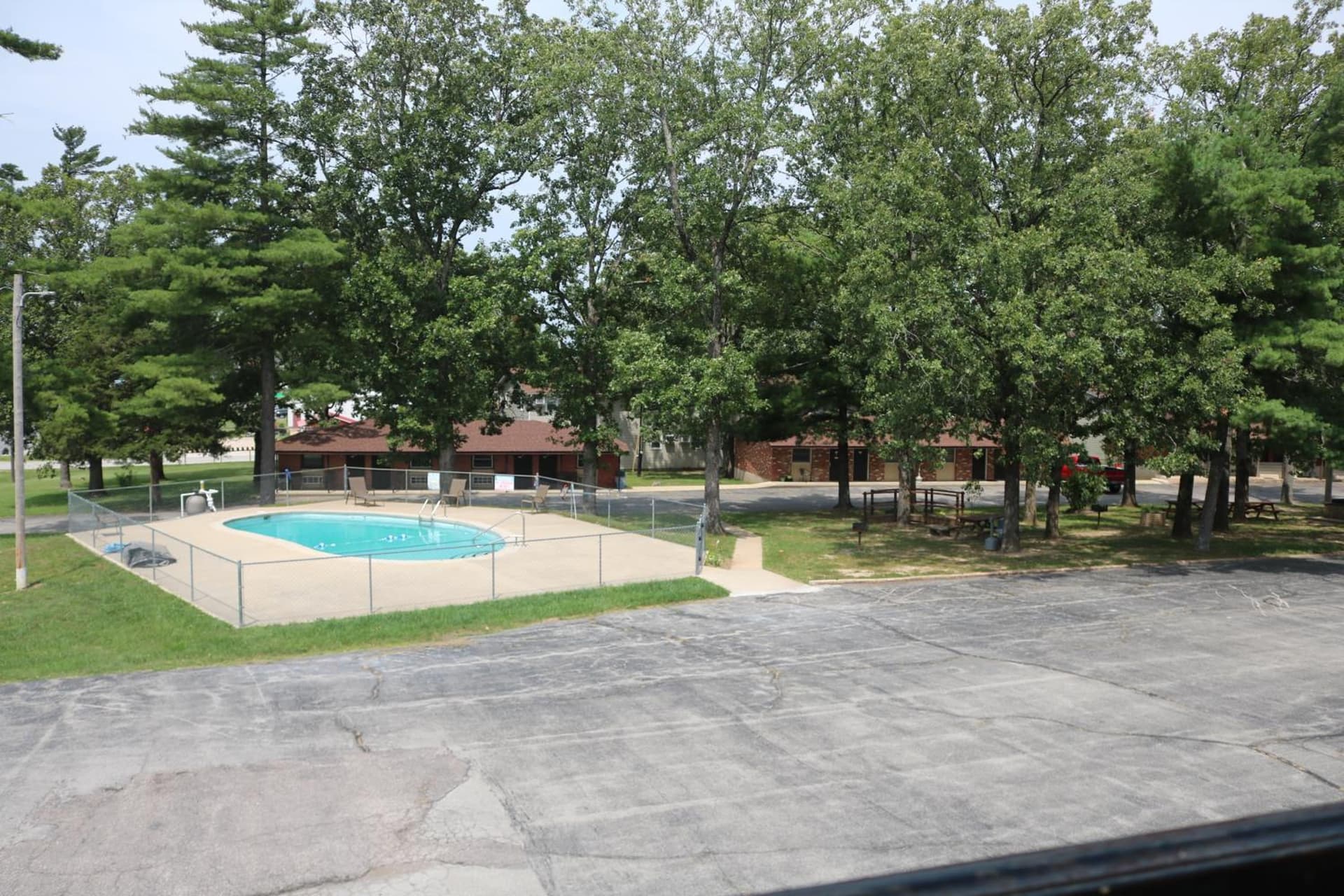 Ranch Motel property views in Salem, MO — gallery photo 3