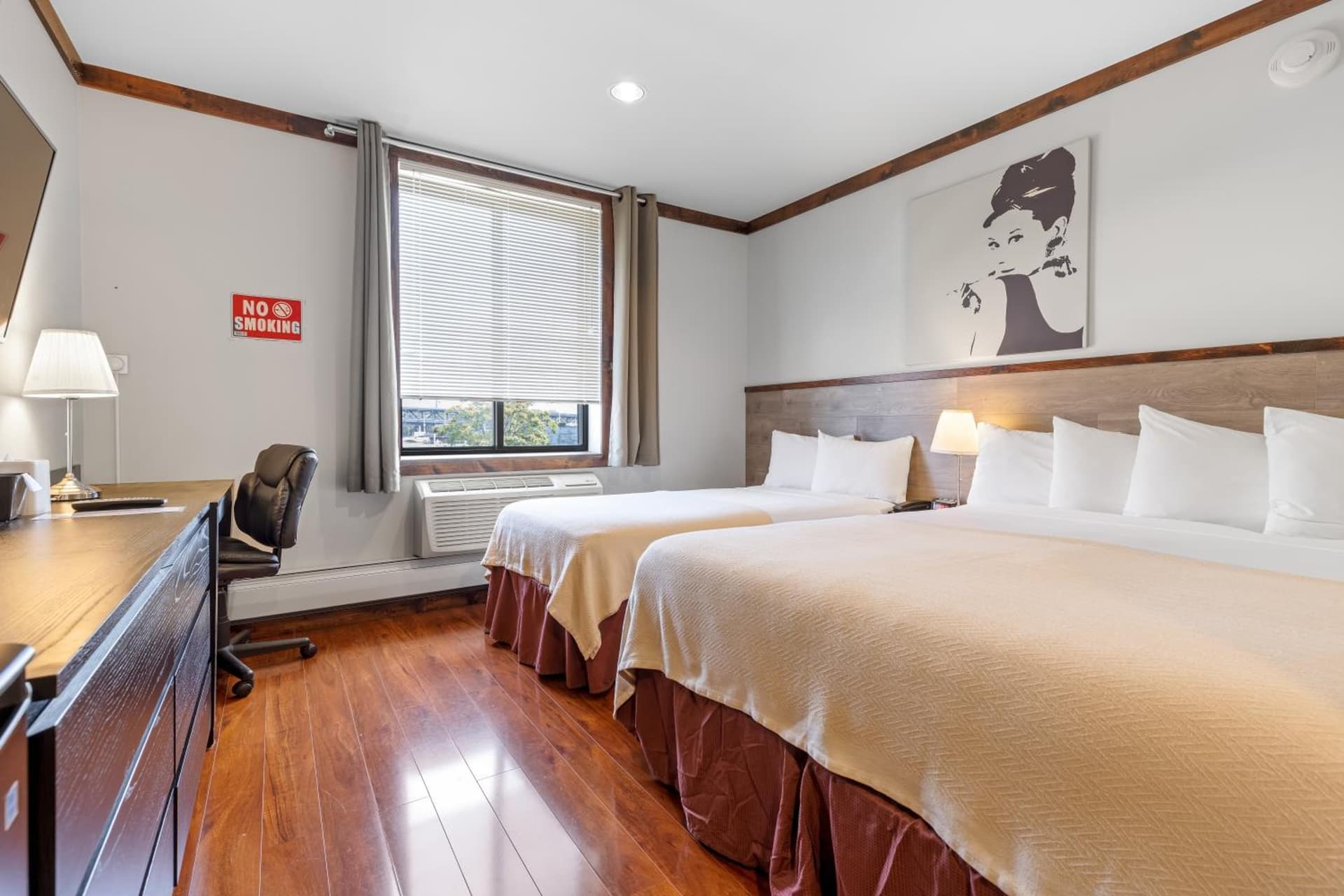 LIC Hotel gallery photo in Queens, NY — image 6