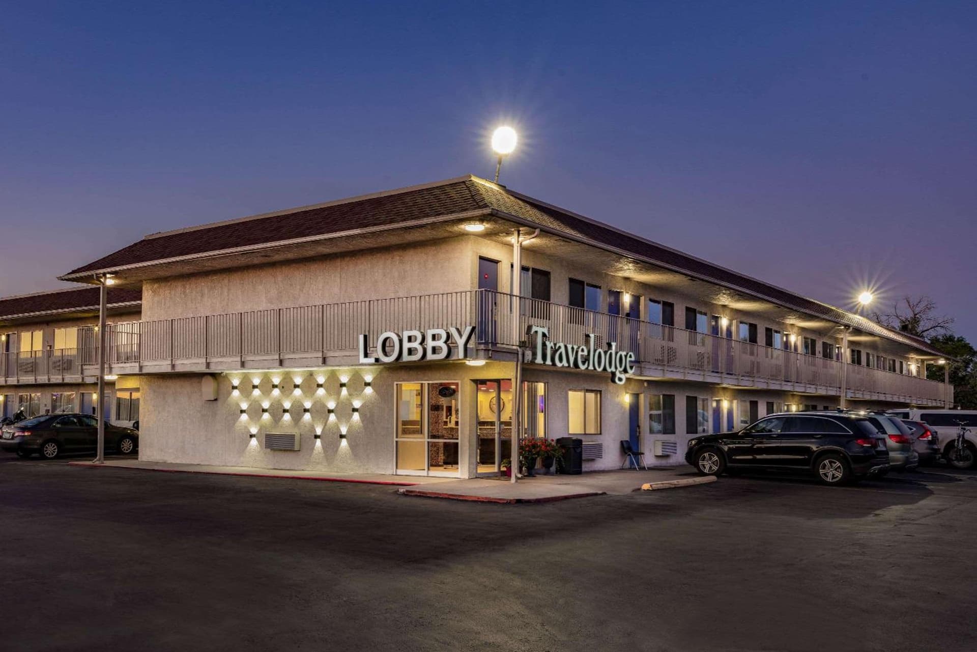 Travelodge by Wyndham Miles City interior in Miles City, MT — gallery photo 2