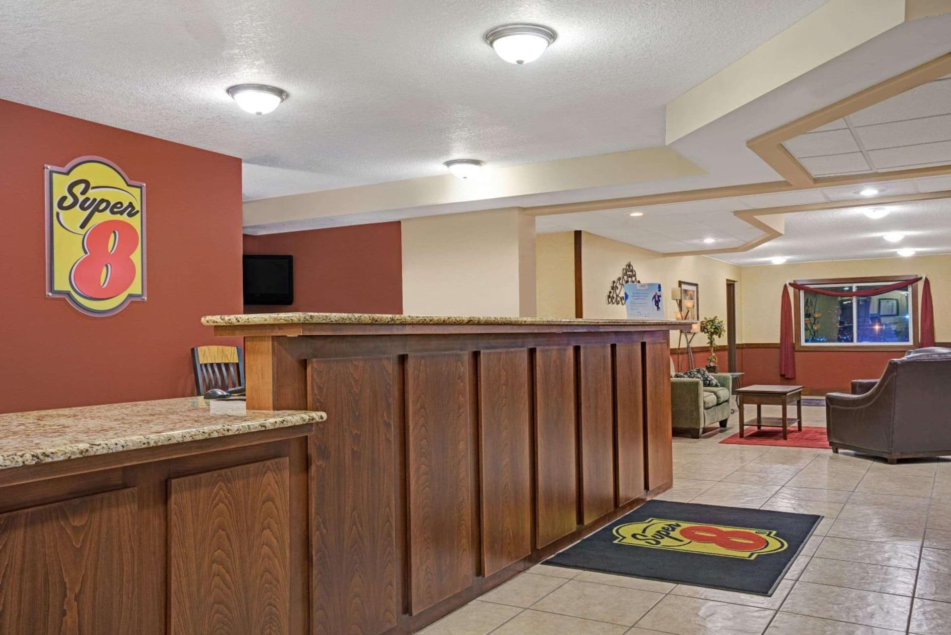 Super 8 by Wyndham Monticello interior in Monticello, MN — gallery photo 2