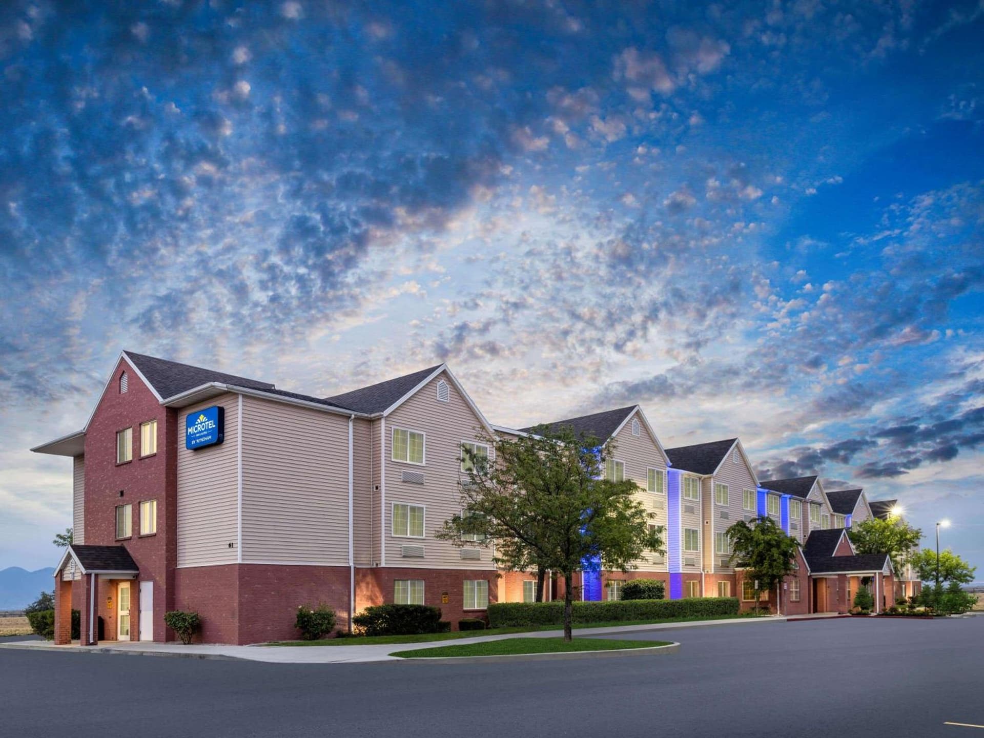 Microtel Inn & Suites by Wyndham Salt Lake City Airport gallery photo in Salt Lake City, UT — image 18