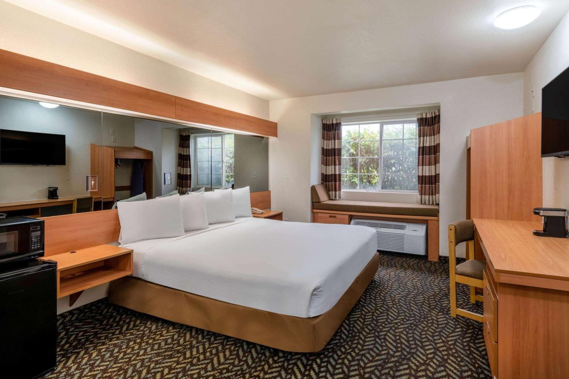 Microtel Inn & Suites by Wyndham Salt Lake City Airport gallery photo in Salt Lake City, UT — image 40