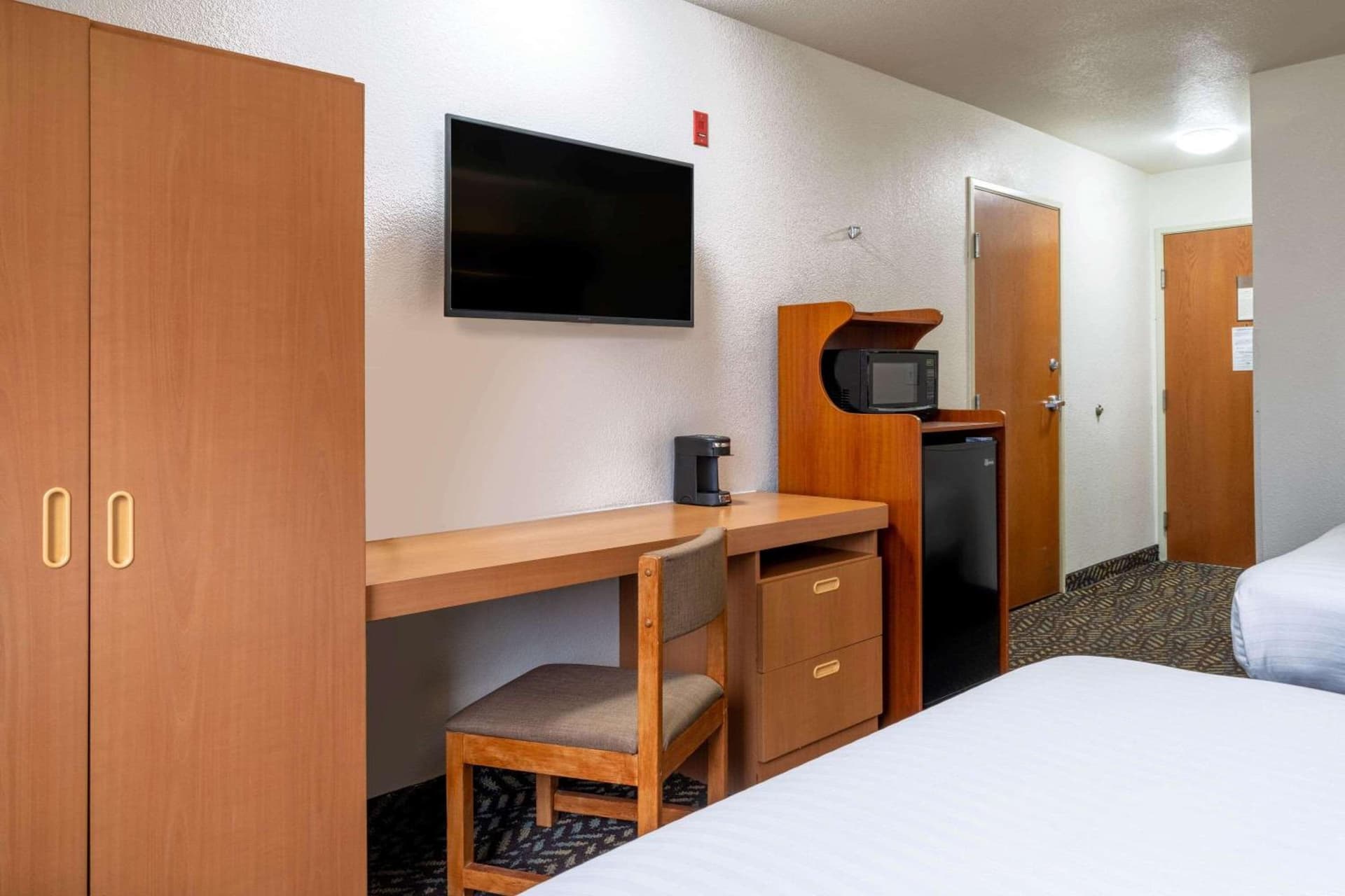 Microtel Inn & Suites by Wyndham Salt Lake City Airport gallery photo in Salt Lake City, UT — image 19