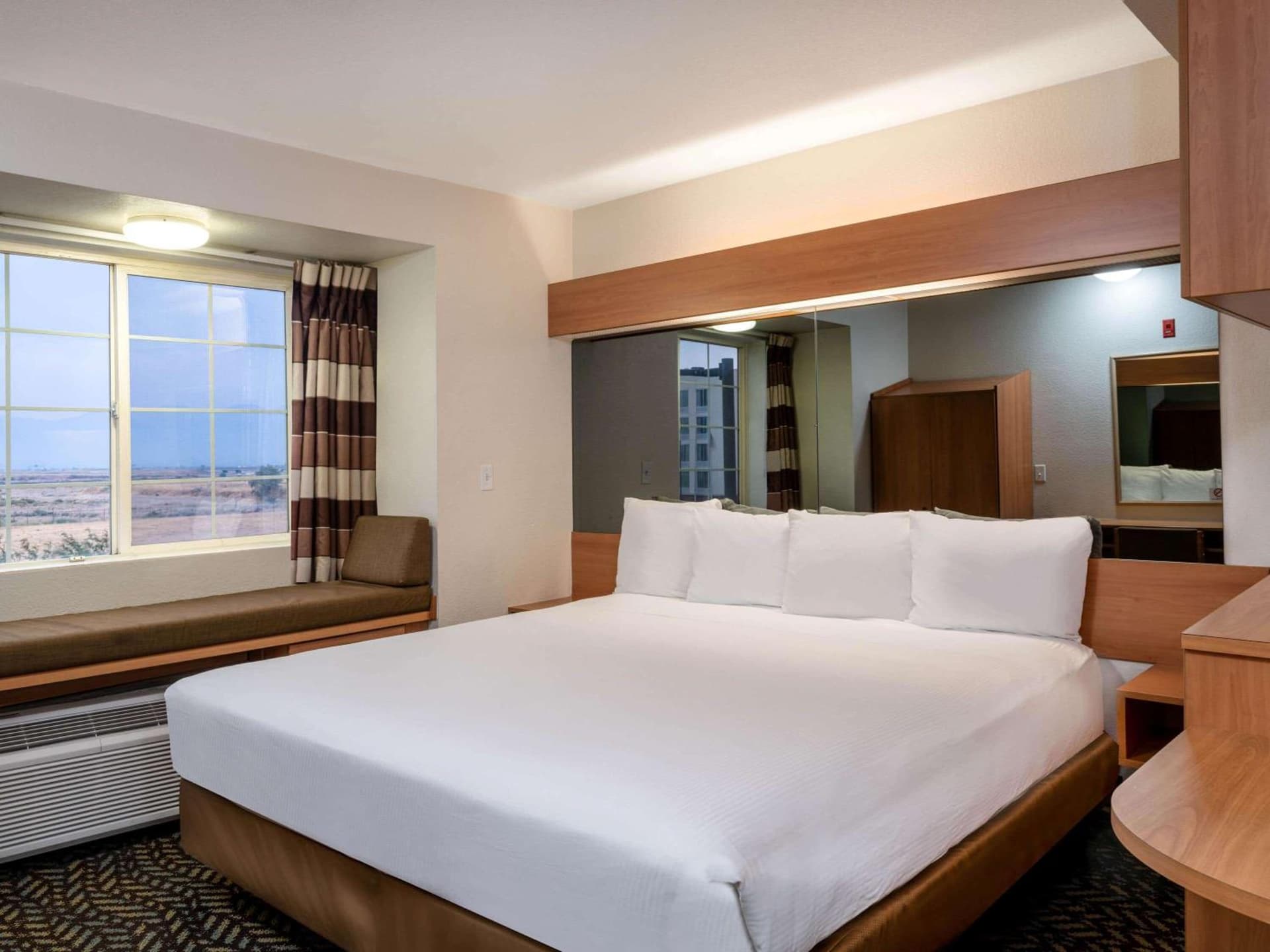 Microtel Inn & Suites by Wyndham Salt Lake City Airport gallery photo in Salt Lake City, UT — image 48