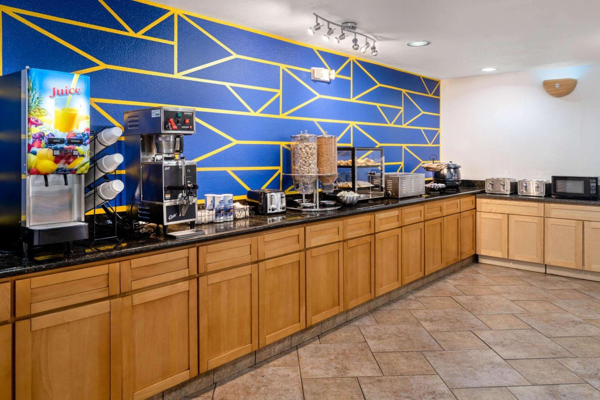 Microtel Inn & Suites by Wyndham Salt Lake City Airport gallery photo in Salt Lake City, UT — image 52
