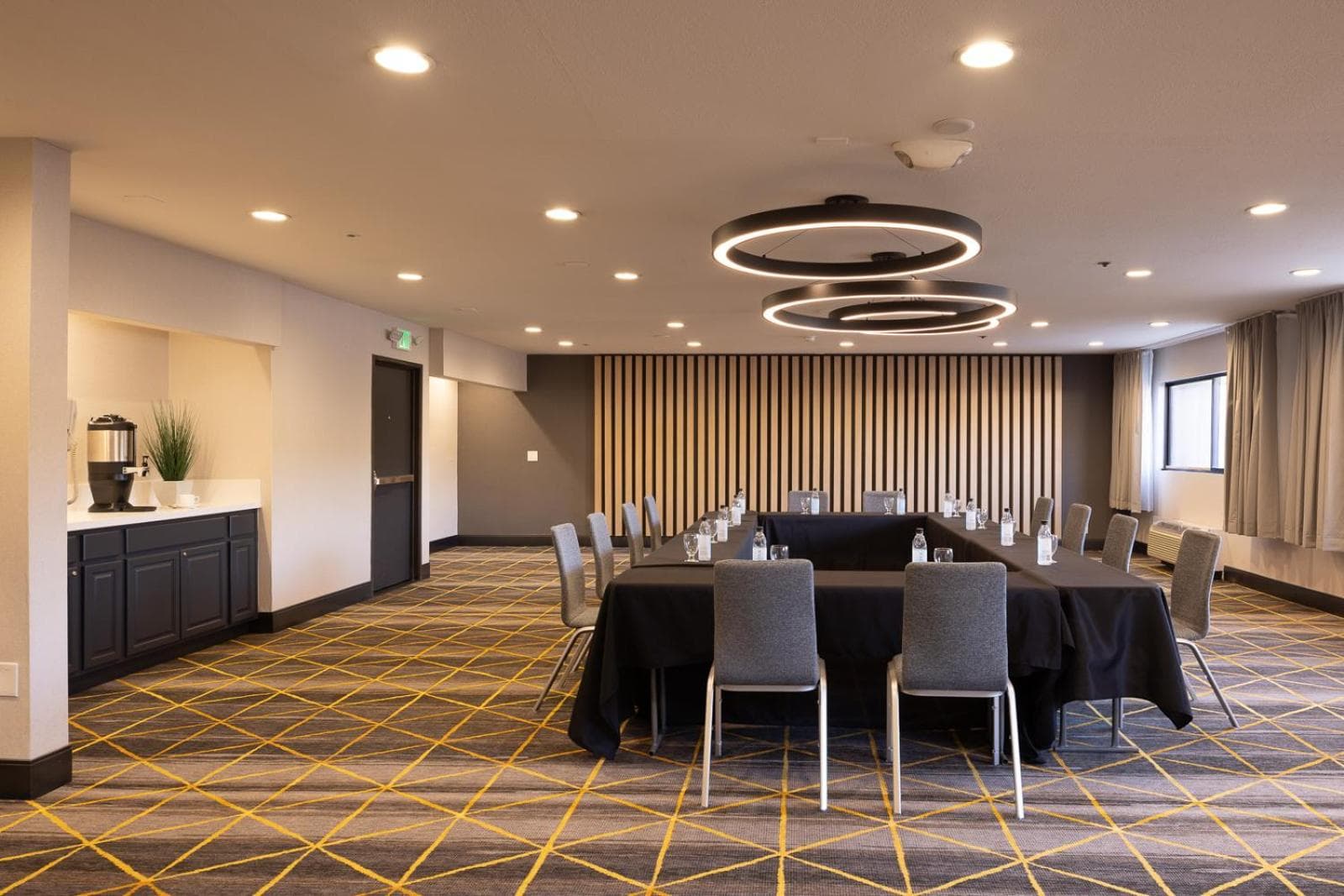Holiday Inn Santa Ana-Orange Co Arpt by IHG gallery photo in Santa Ana, CA — image 40