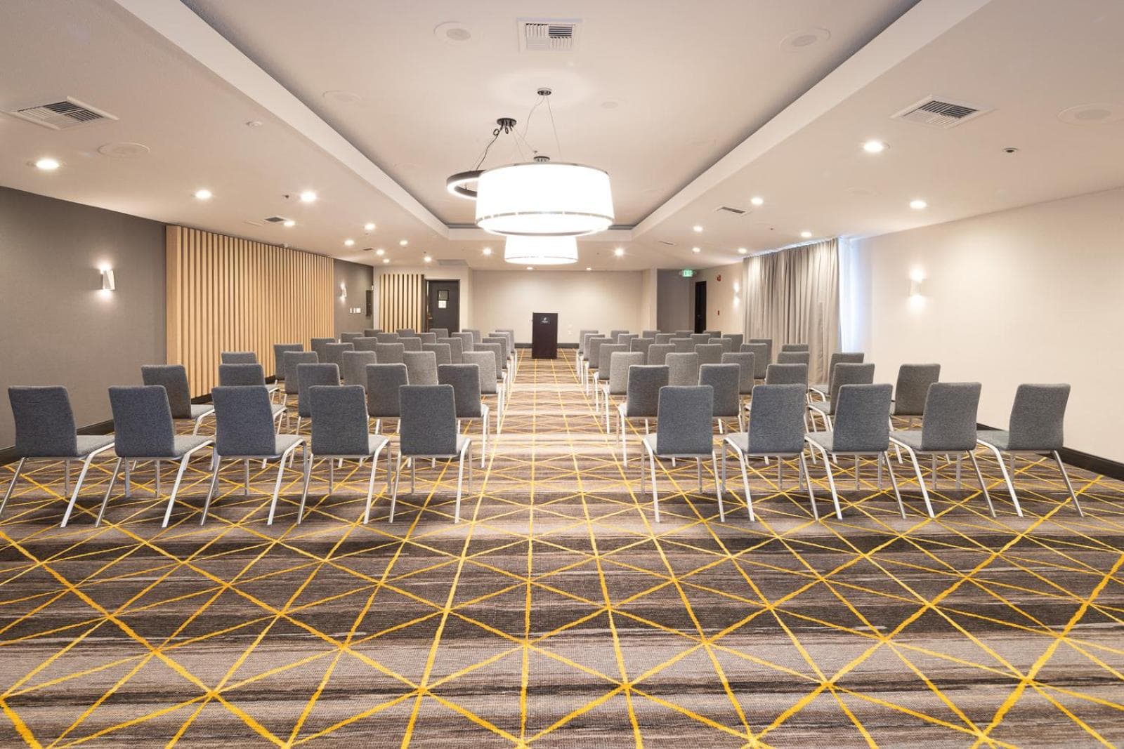 Holiday Inn Santa Ana-Orange Co Arpt by IHG gallery photo in Santa Ana, CA — image 15