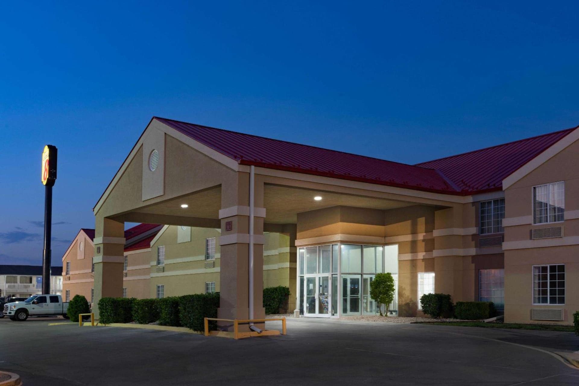 Super 8 by Wyndham Amarillo West property views in Amarillo, TX — gallery photo 3