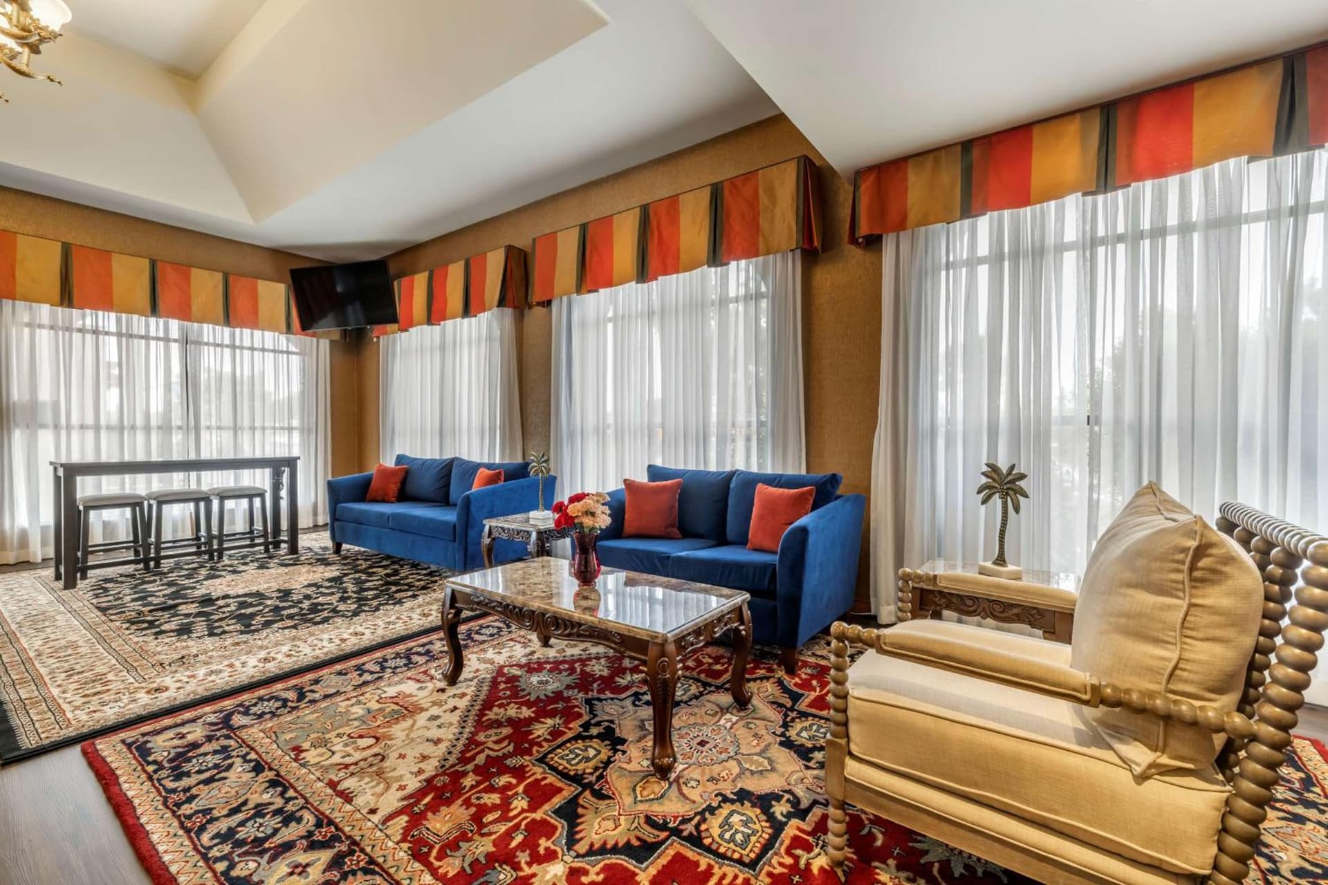 Best Western Plus South Bay Hotel interior in Lawndale, CA — gallery photo 2
