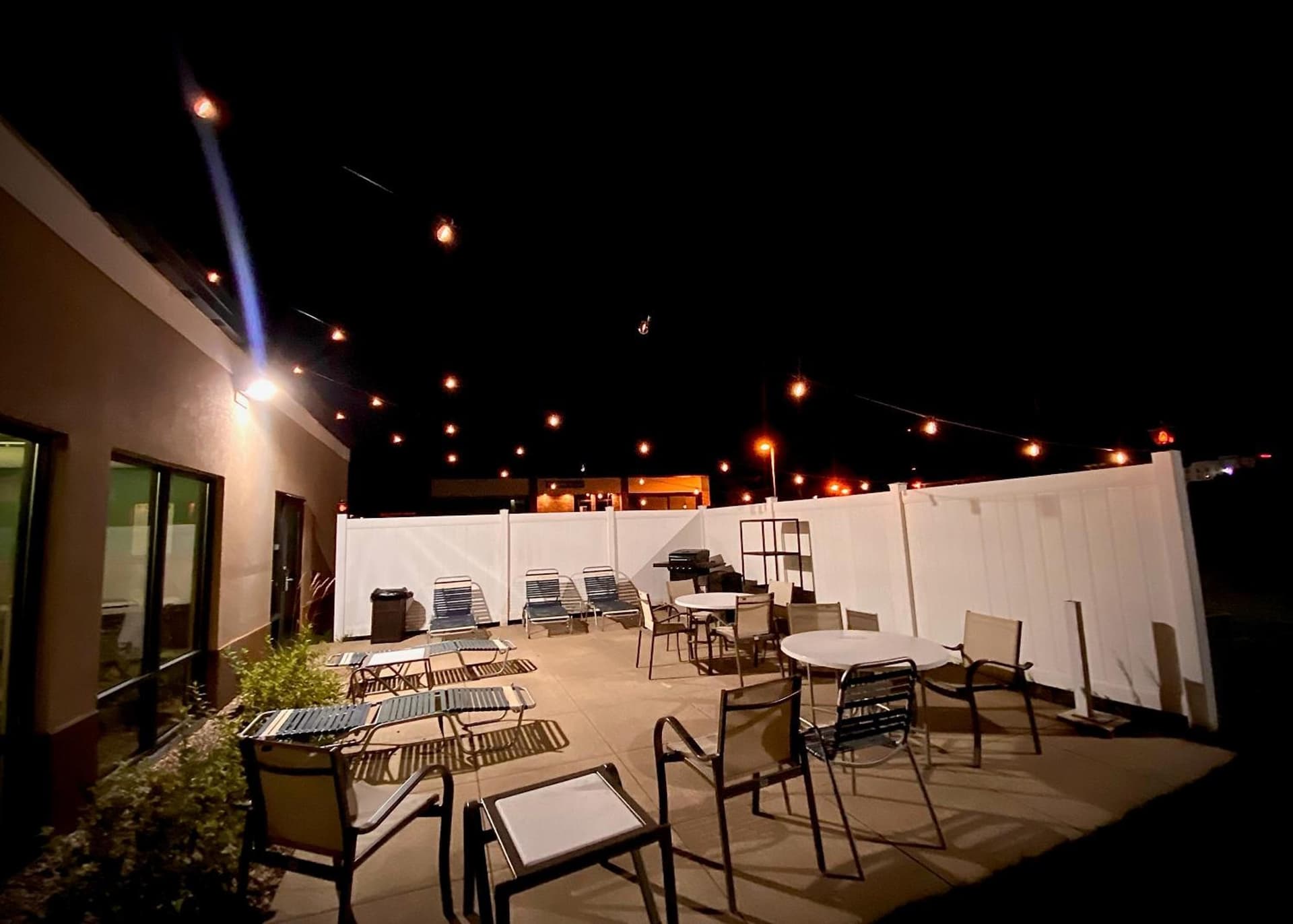 Holiday Inn Express Cedar Rapids - Collins Road by IHG gallery photo in Cedar Rapids, IA — image 40
