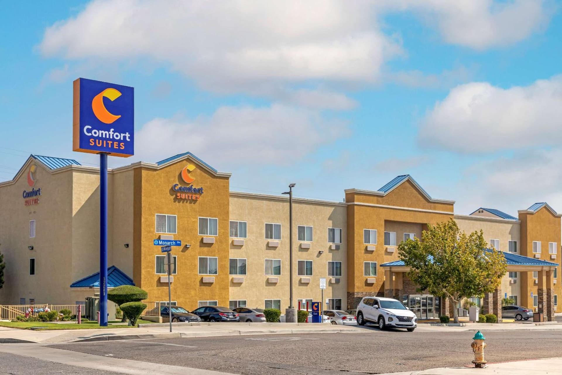 Comfort Suites Victorville-Hesperia interior in Victorville, CA — gallery photo 2