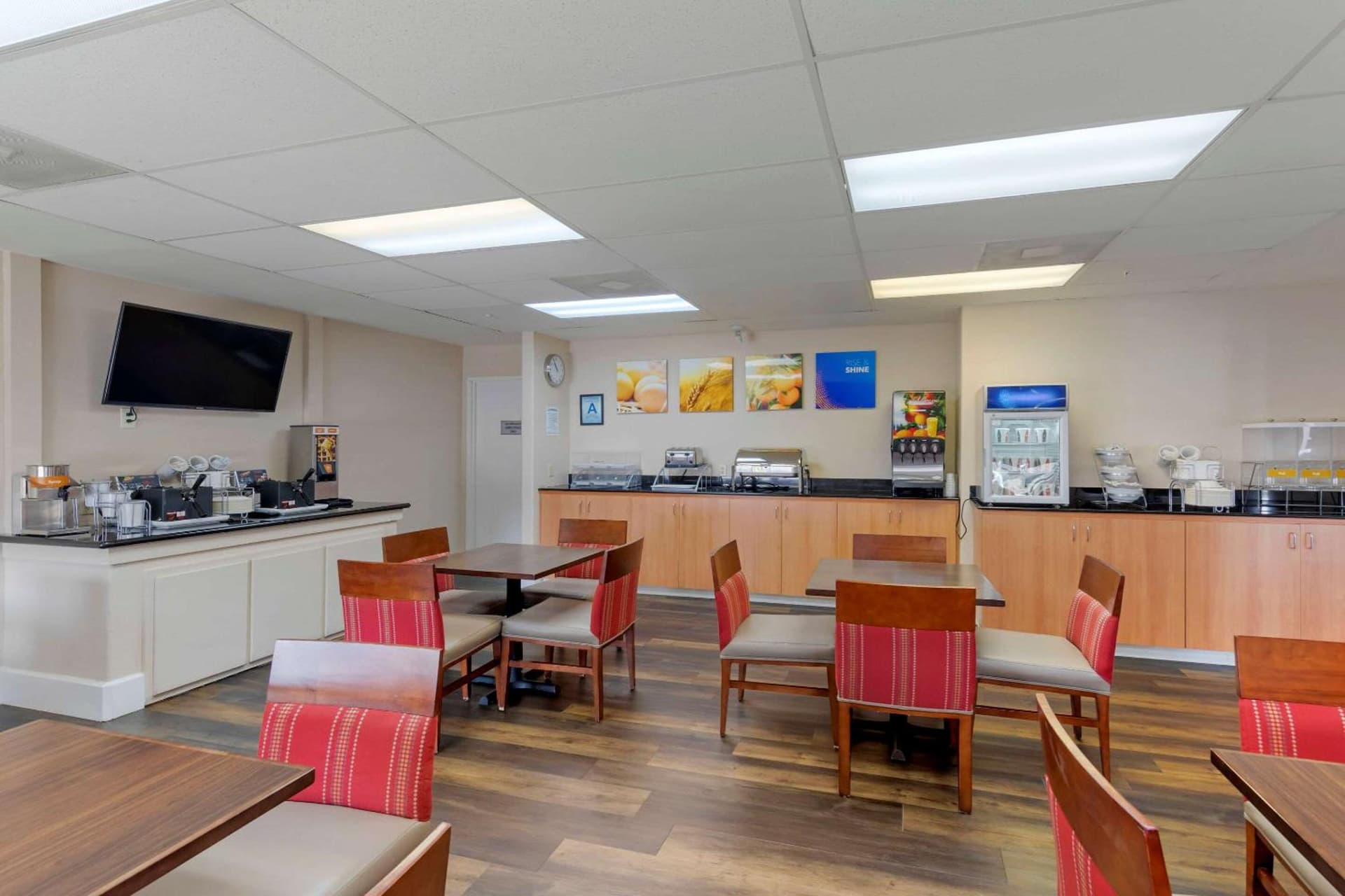 Comfort Suites Victorville-Hesperia gallery photo in Victorville, CA — image 39