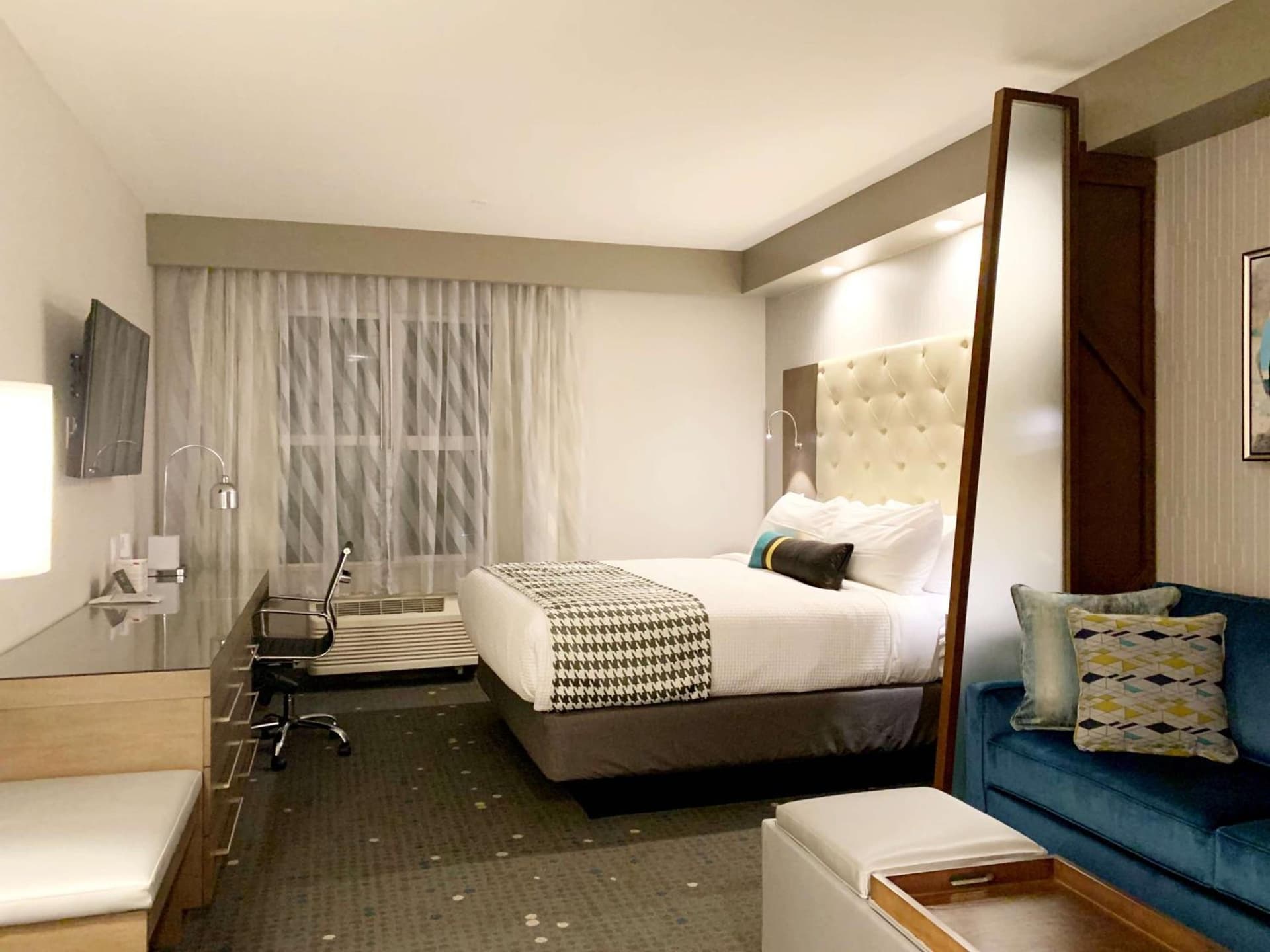 Best Western Premier Hotel at Fisher's Landing gallery photo in Vancouver, WA — image 10