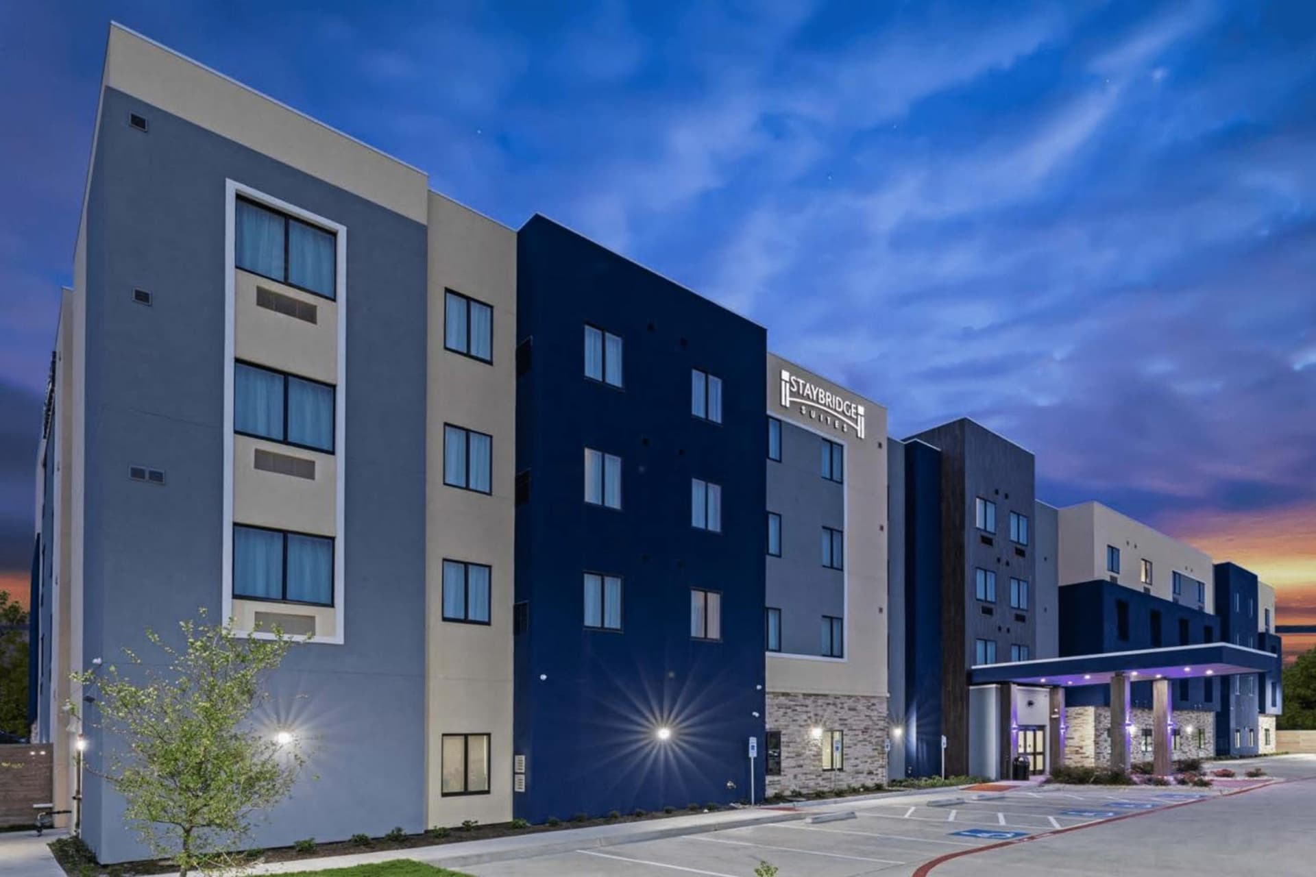Staybridge Suites Waco South - Woodway by IHG featured exterior or lobby in Woodway, TX — similar hotel