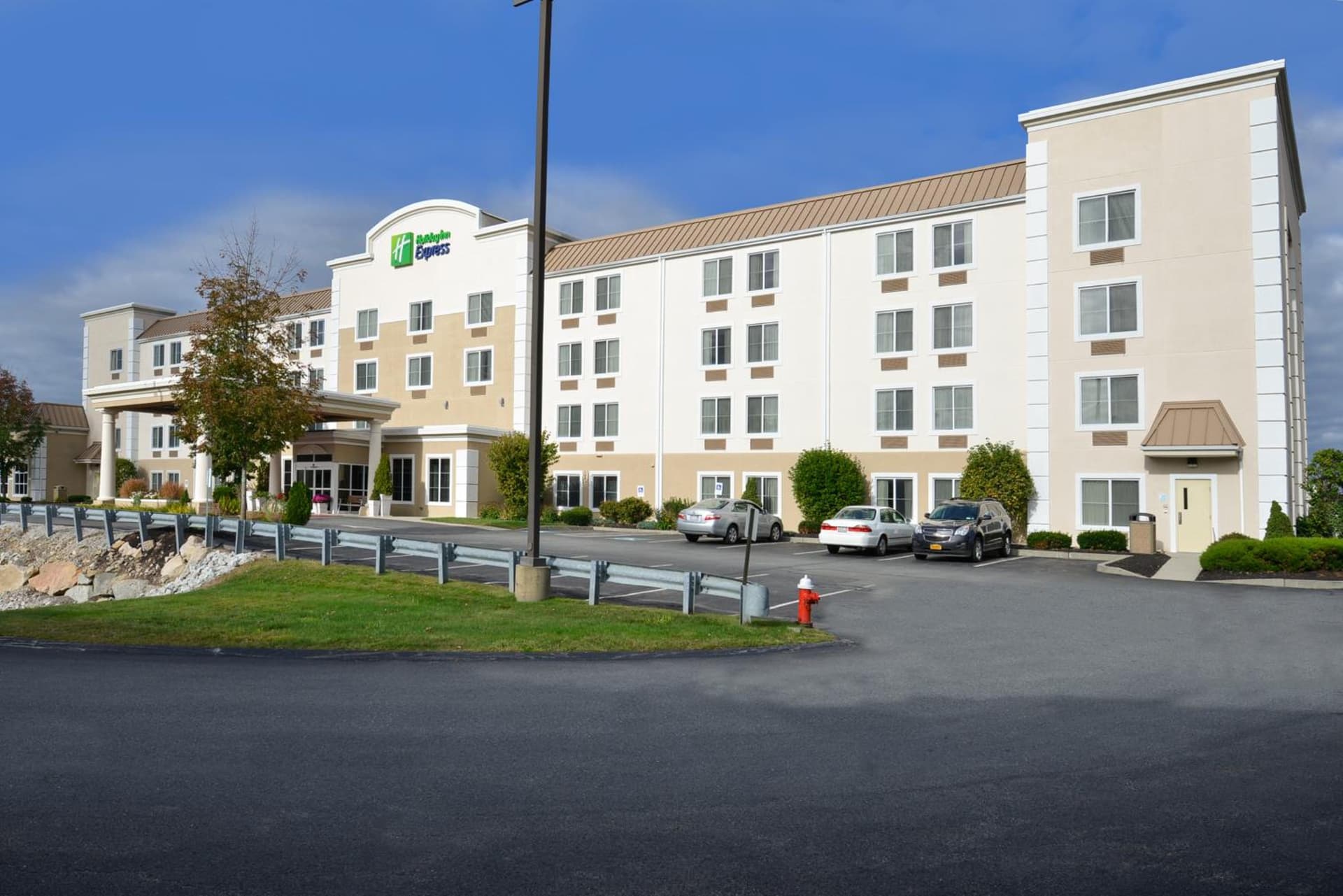 Holiday Inn Express Boston-Milford by IHG gallery photo in Milford — image 42