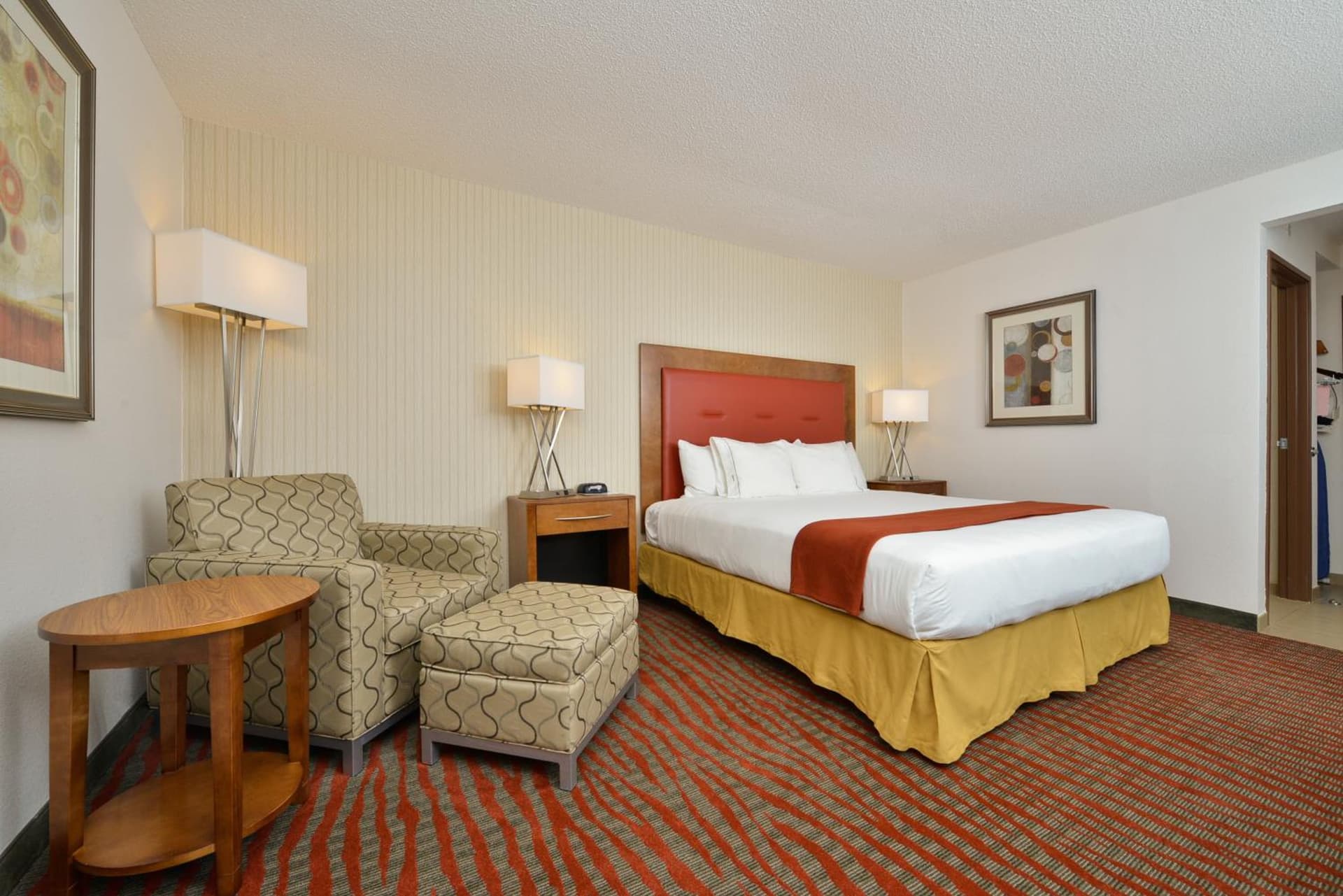Holiday Inn Express Boston-Milford by IHG gallery photo in Milford — image 11