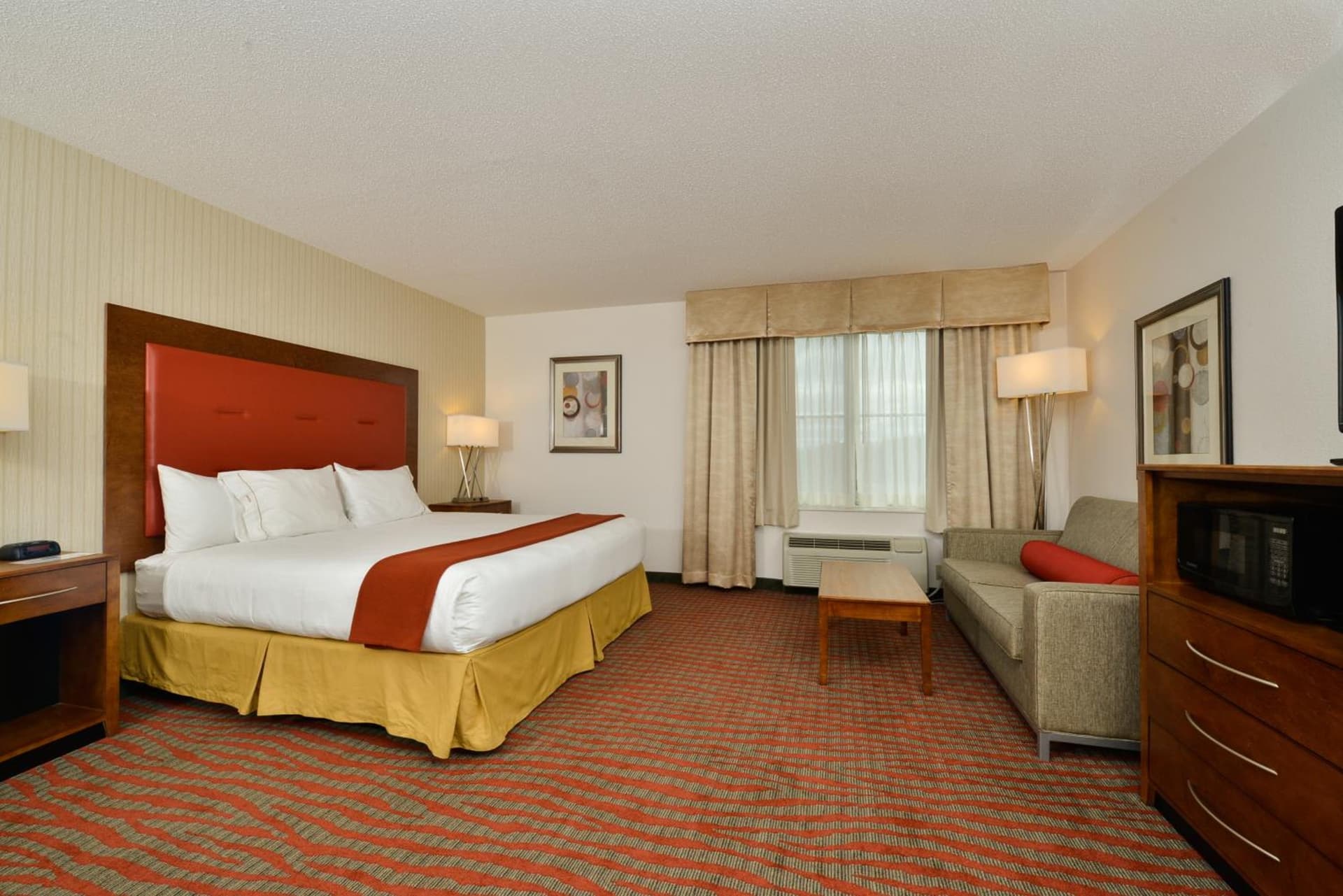 Holiday Inn Express Boston-Milford by IHG gallery photo in Milford — image 72