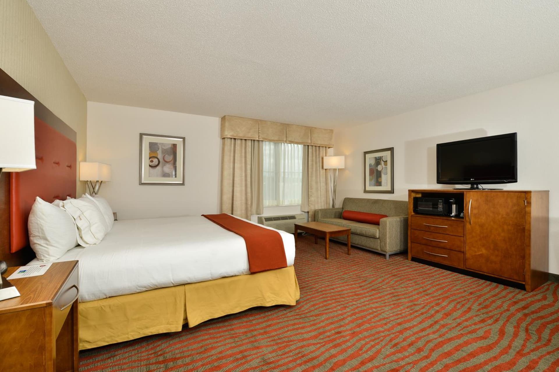 Holiday Inn Express Boston-Milford by IHG gallery photo in Milford — image 39