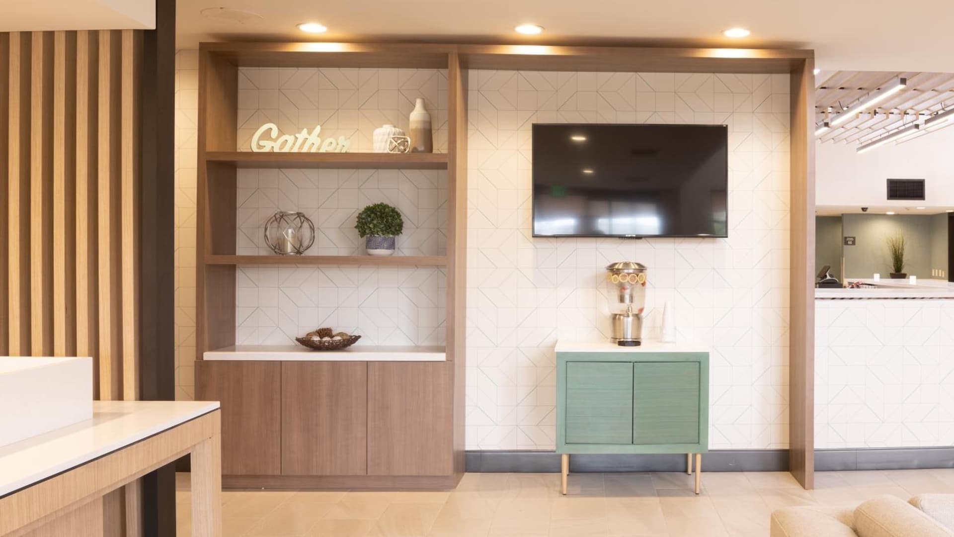 Holiday Inn Santa Ana-Orange Co Arpt by IHG gallery photo in Santa Ana, CA — image 17