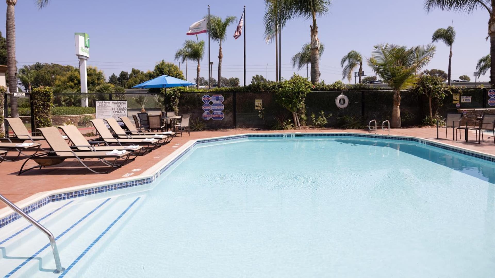 Holiday Inn Santa Ana-Orange Co Arpt by IHG gallery photo in Santa Ana, CA — image 4
