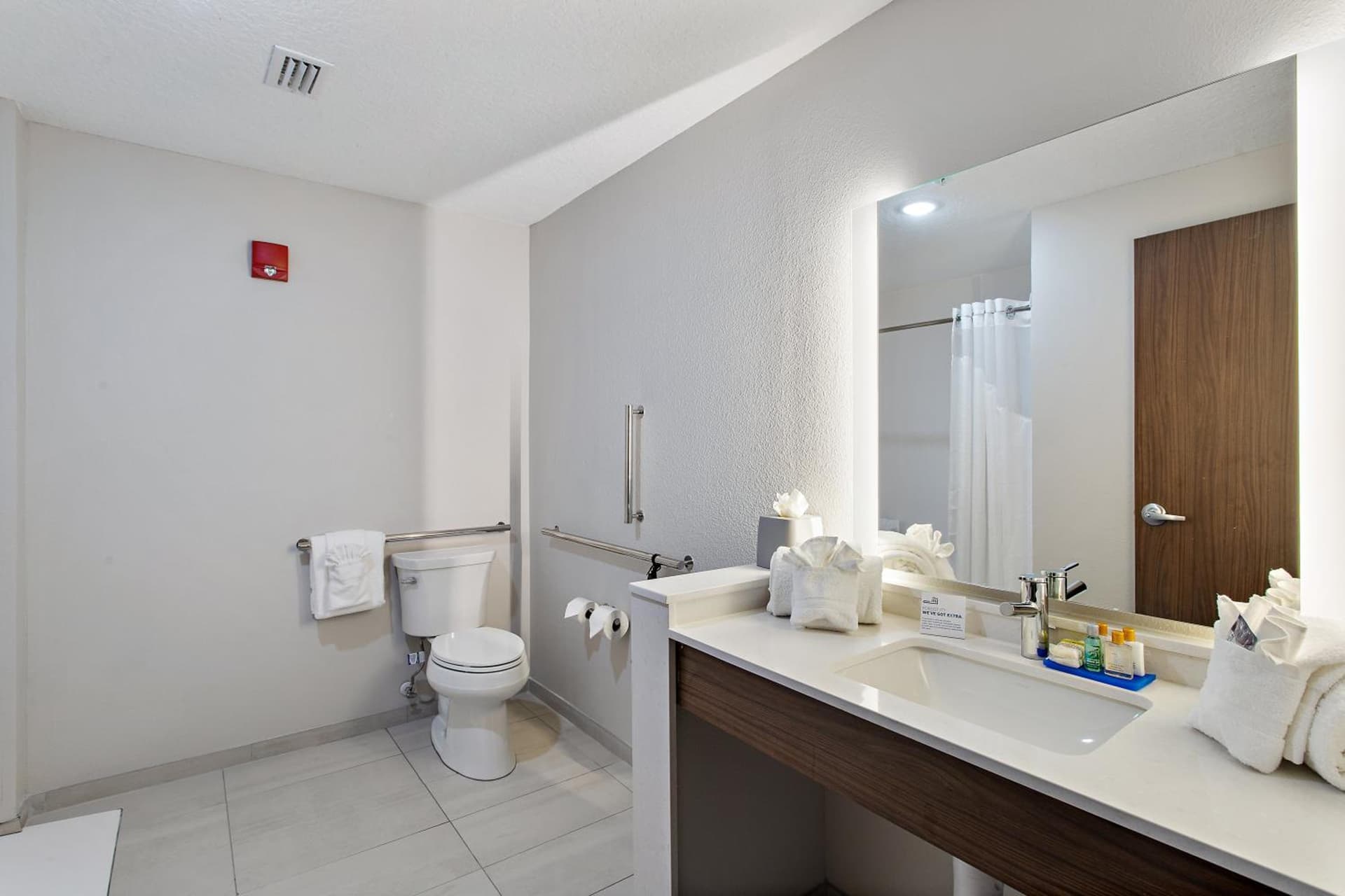 Holiday Inn Express St. Augustine - Vilano Beach by IHG gallery photo in St. Augustine, FL — image 9