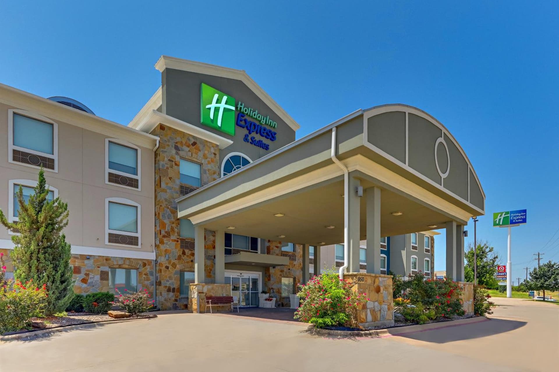 Holiday Inn Express Hotel and Suites Weatherford by IHG featured exterior or lobby in Weatherford, TX — similar hotel