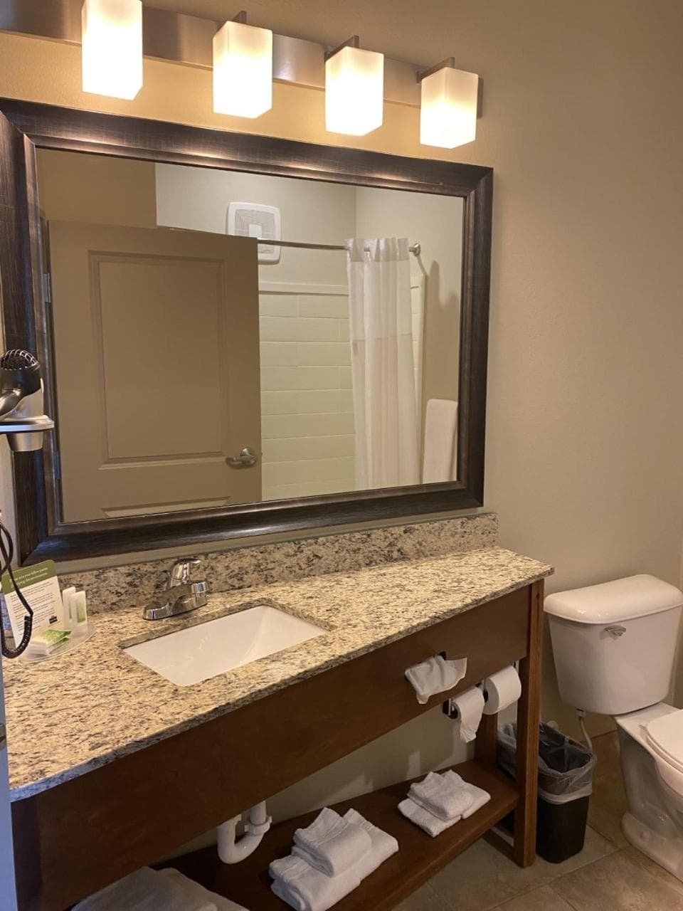 AmericInn by Wyndham Hartford SD gallery photo in Hartford, SD — image 46