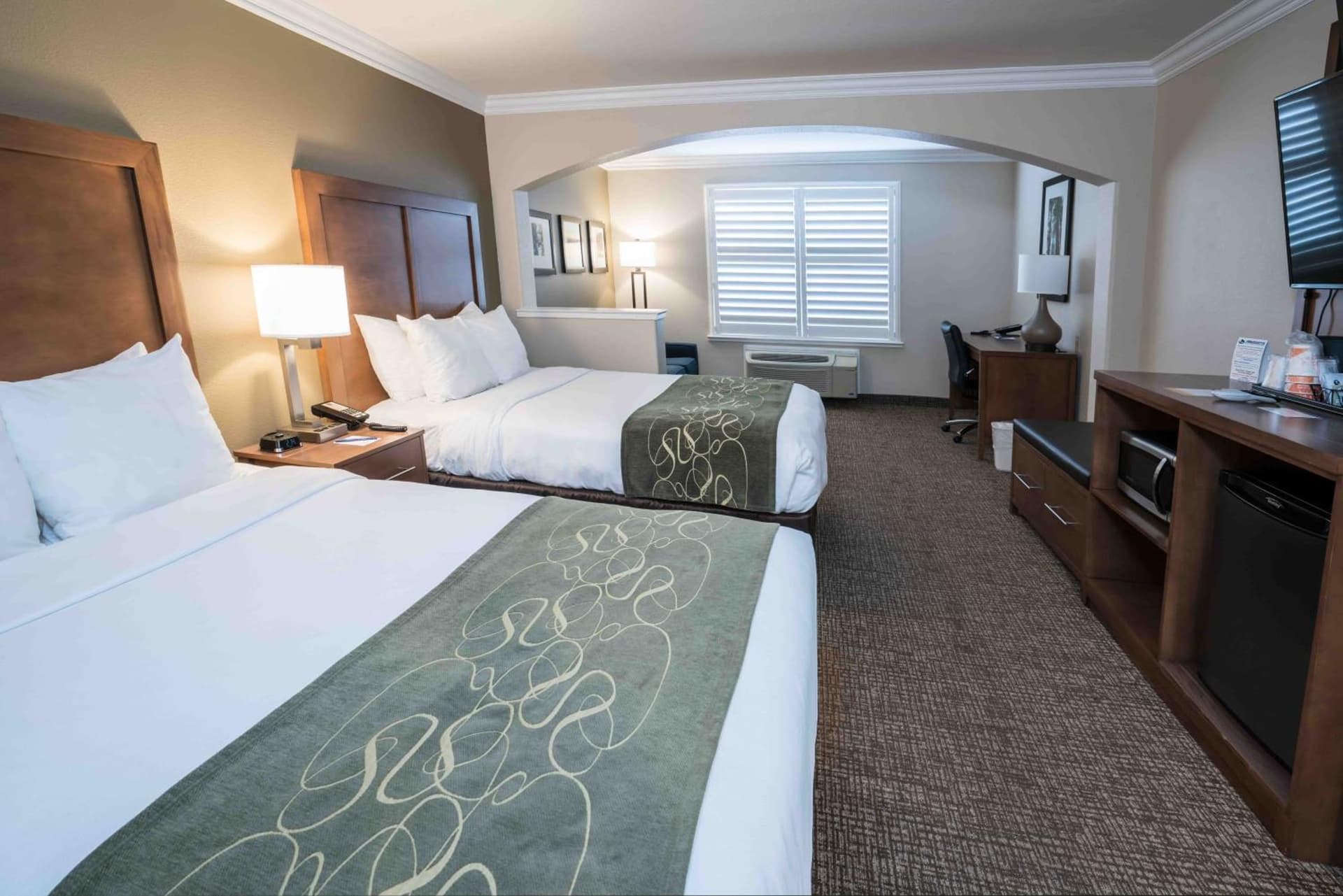 Comfort Suites Fresno River Park gallery photo in Fresno, CA — image 6