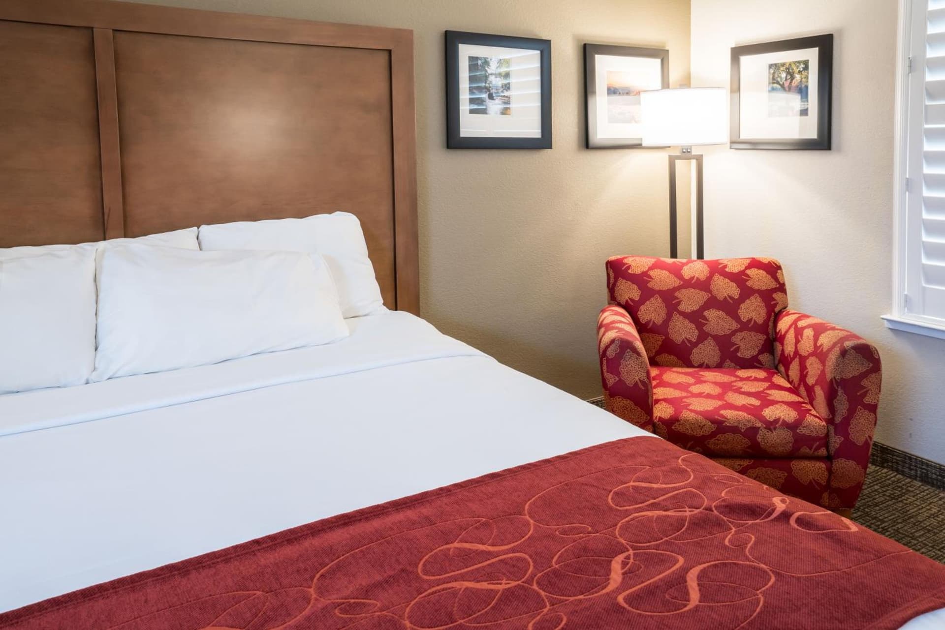 Comfort Suites Fresno River Park gallery photo in Fresno, CA — image 34