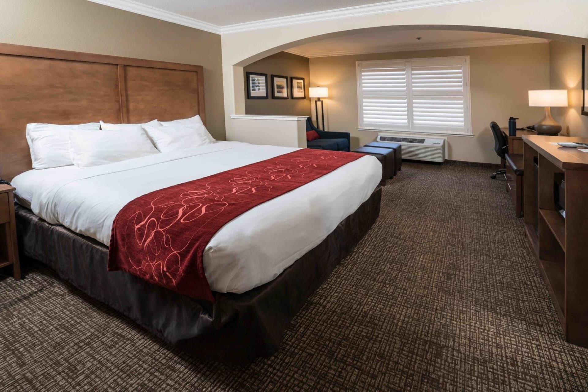 Comfort Suites Fresno River Park gallery photo in Fresno, CA — image 11